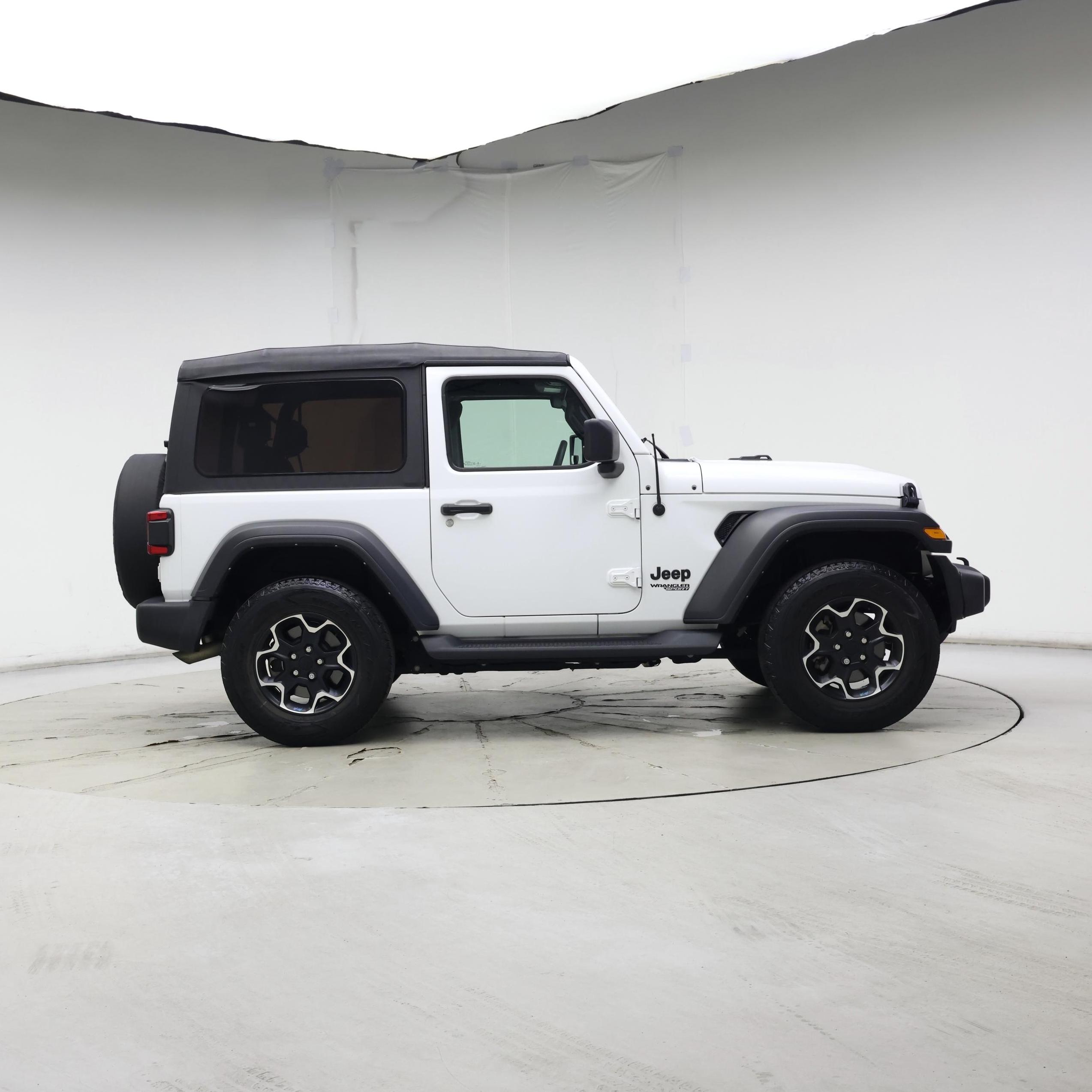 Thumbnail: 2021 Jeep Wrangler - 7