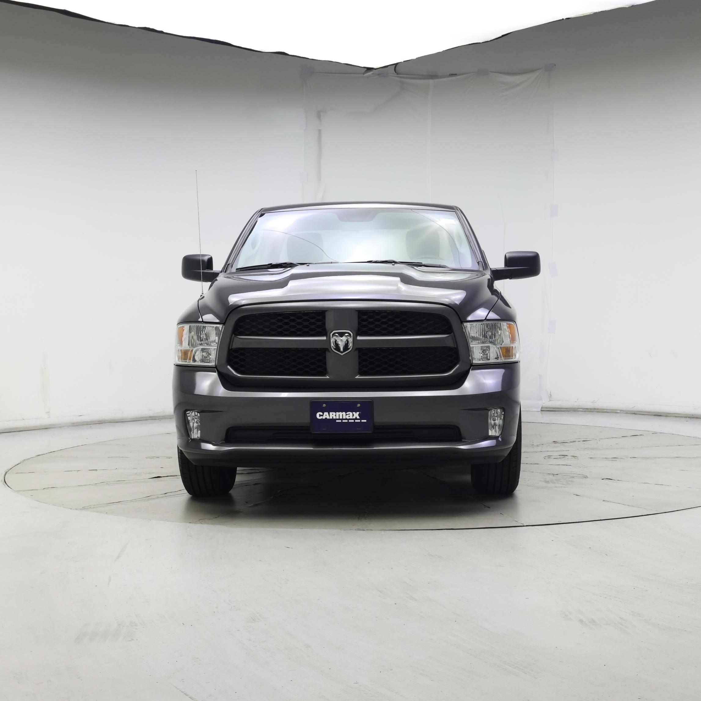 Thumbnail: 2019 RAM 1500 Classic - 5