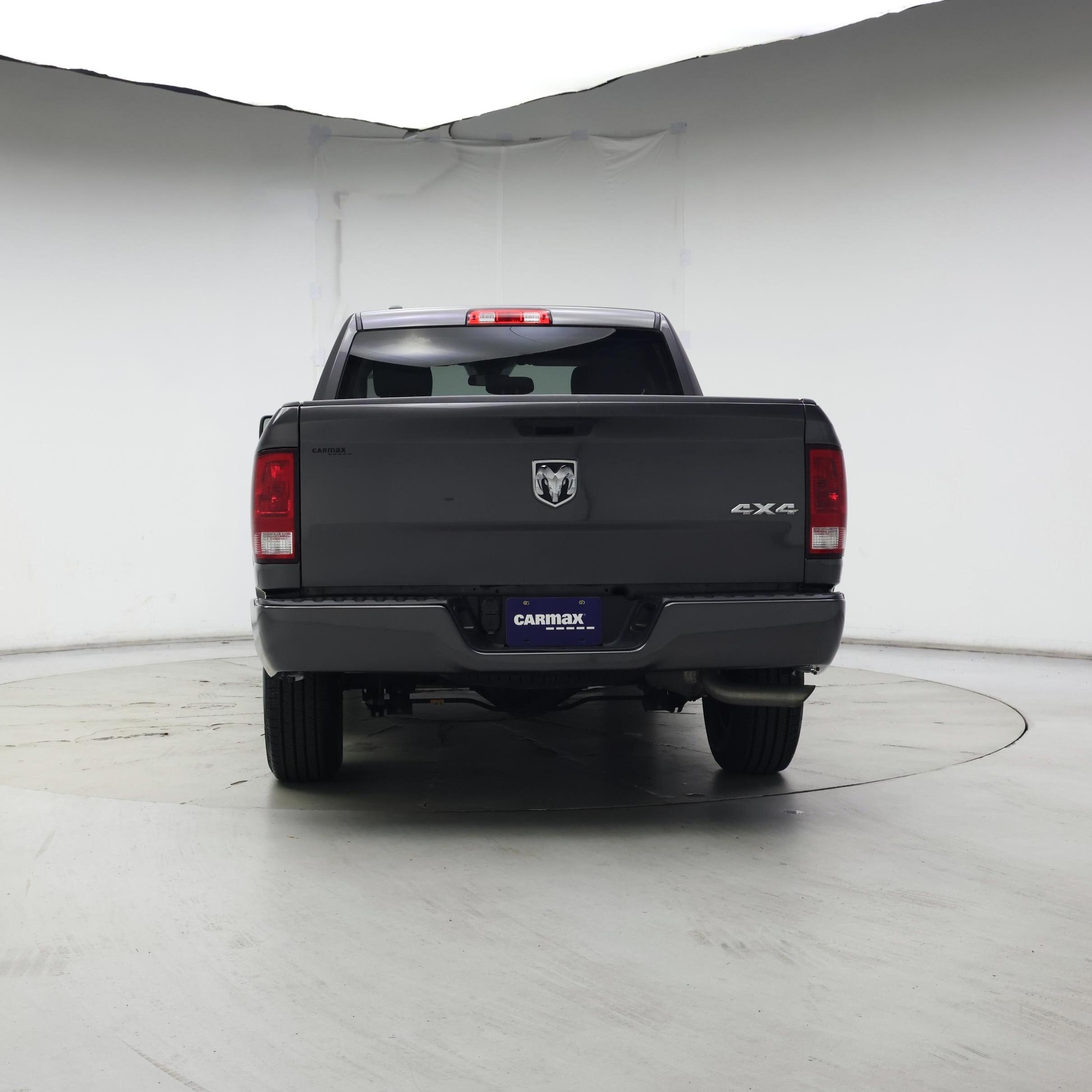 Thumbnail: 2019 RAM 1500 Classic - 6
