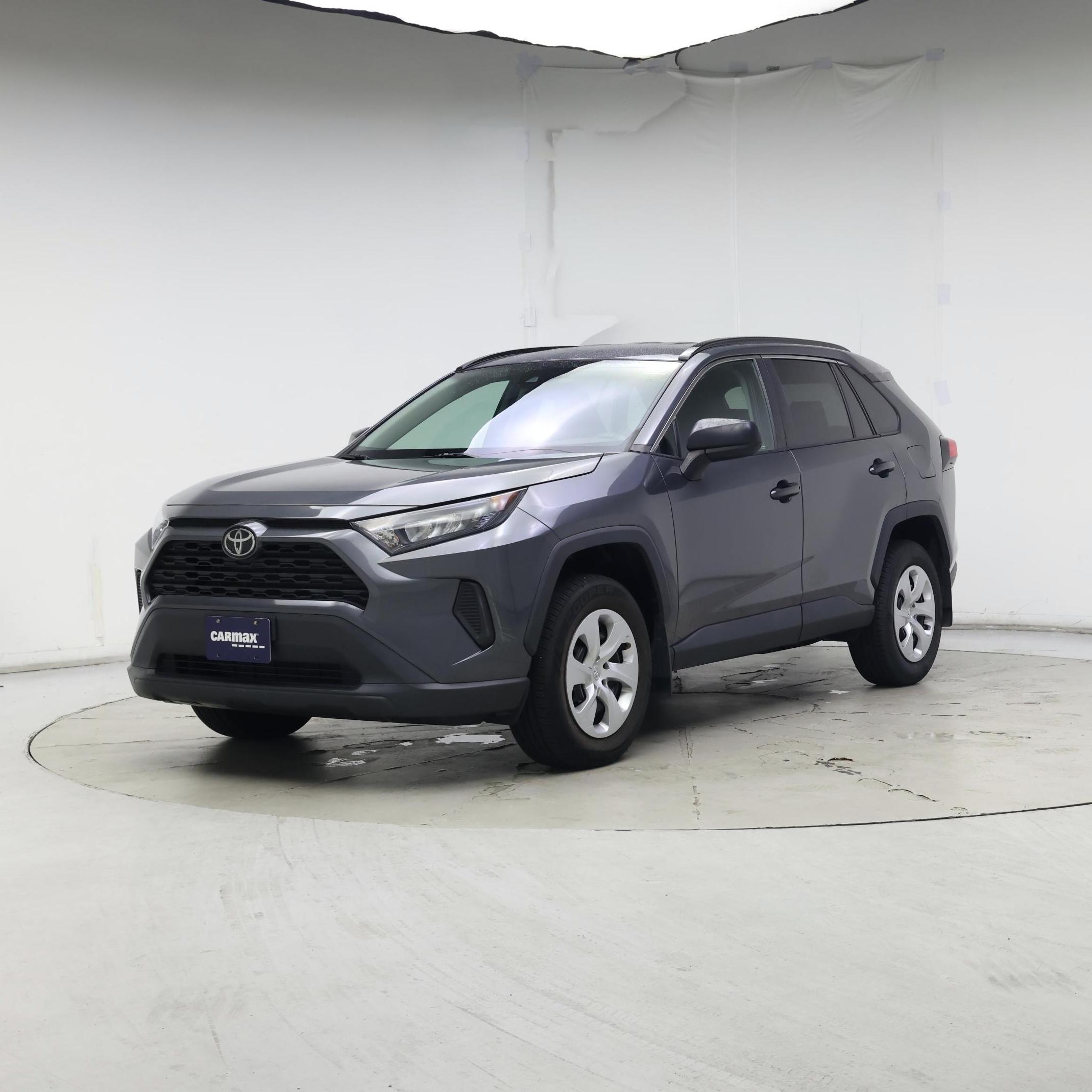 Thumbnail: 2021 Toyota RAV4 - 4