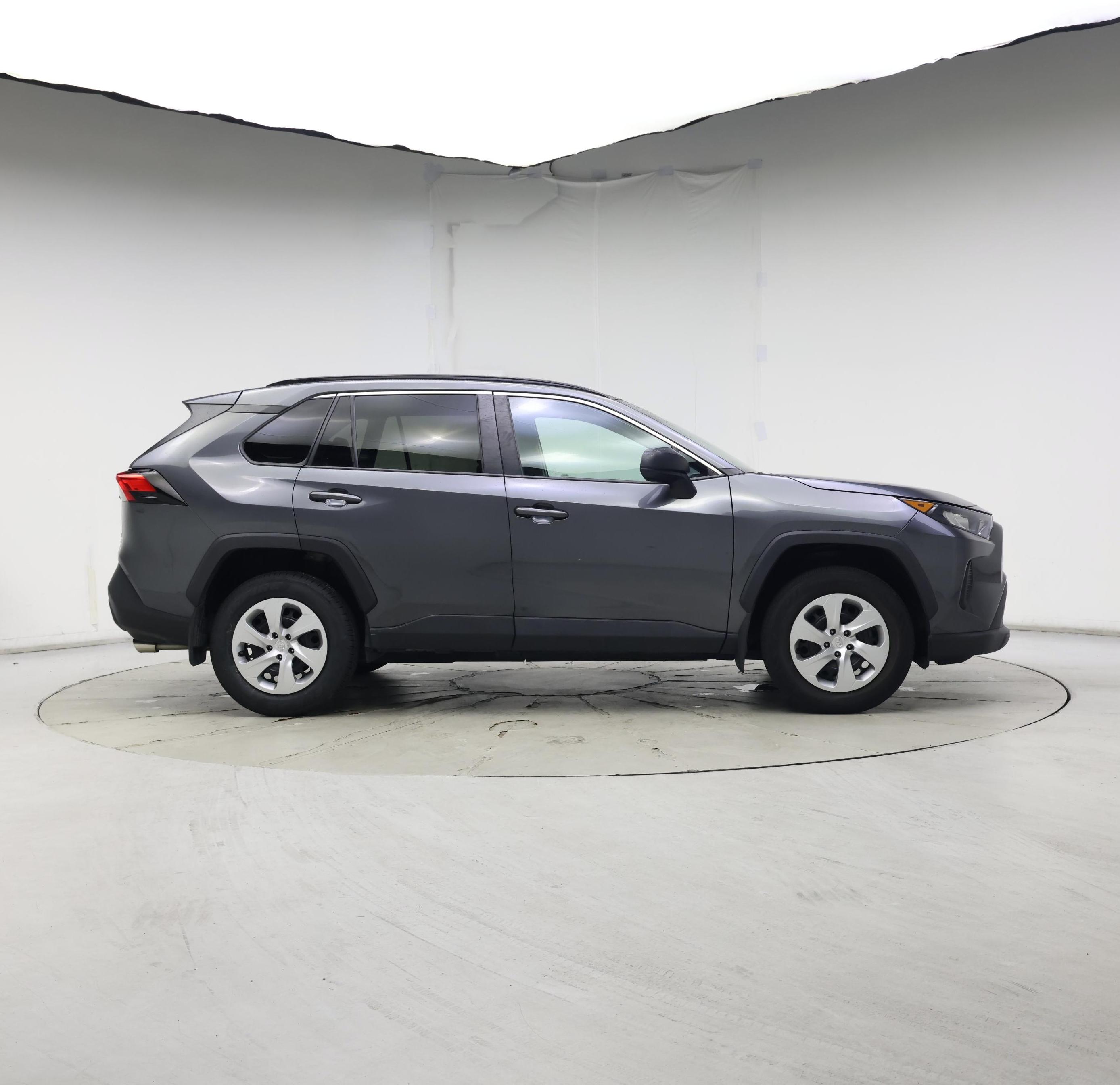 Thumbnail: 2021 Toyota RAV4 - 7