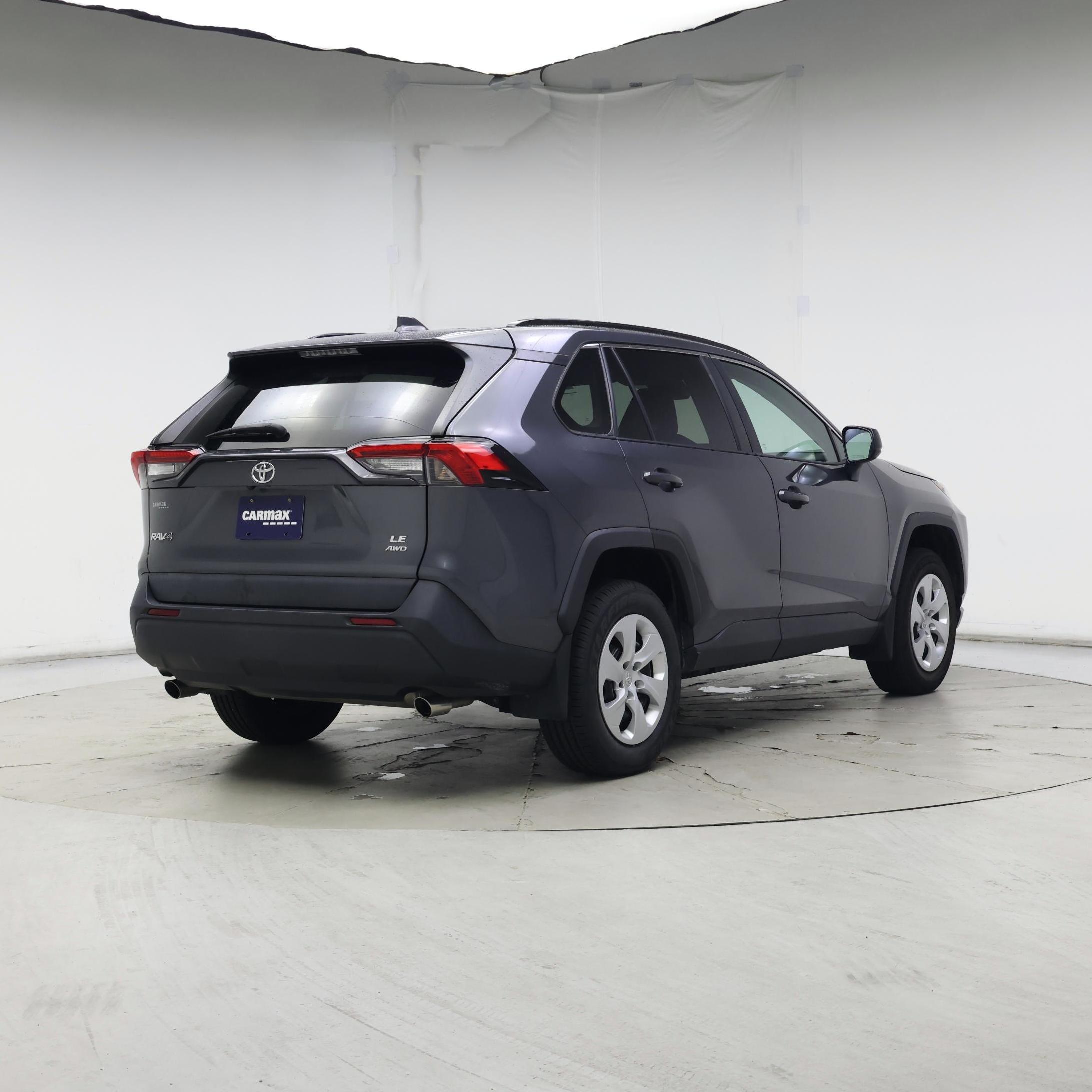 Thumbnail: 2021 Toyota RAV4 - 8