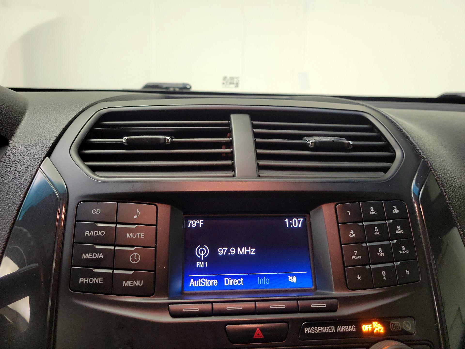 Thumbnail: 2016 Ford Explorer - 14