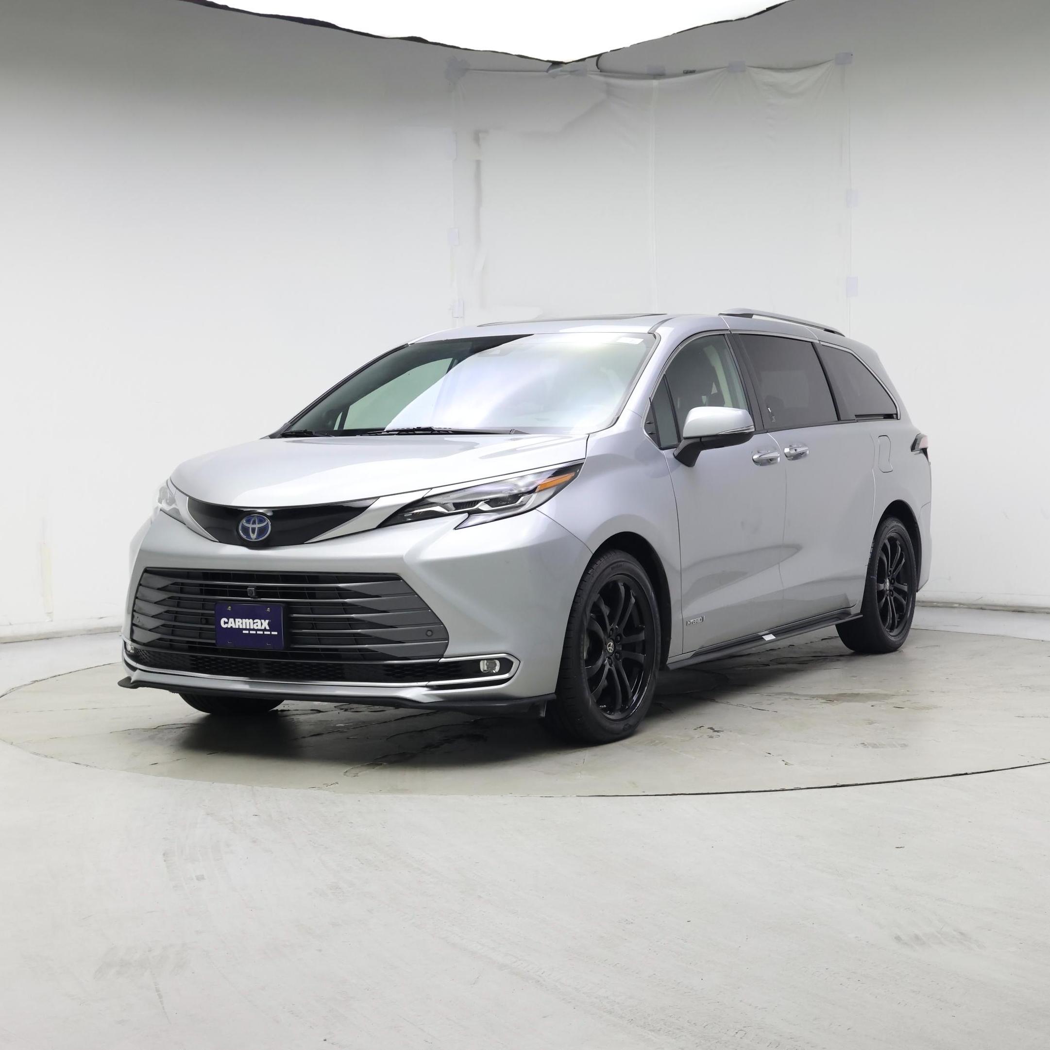 Thumbnail: 2021 Toyota Sienna - 4