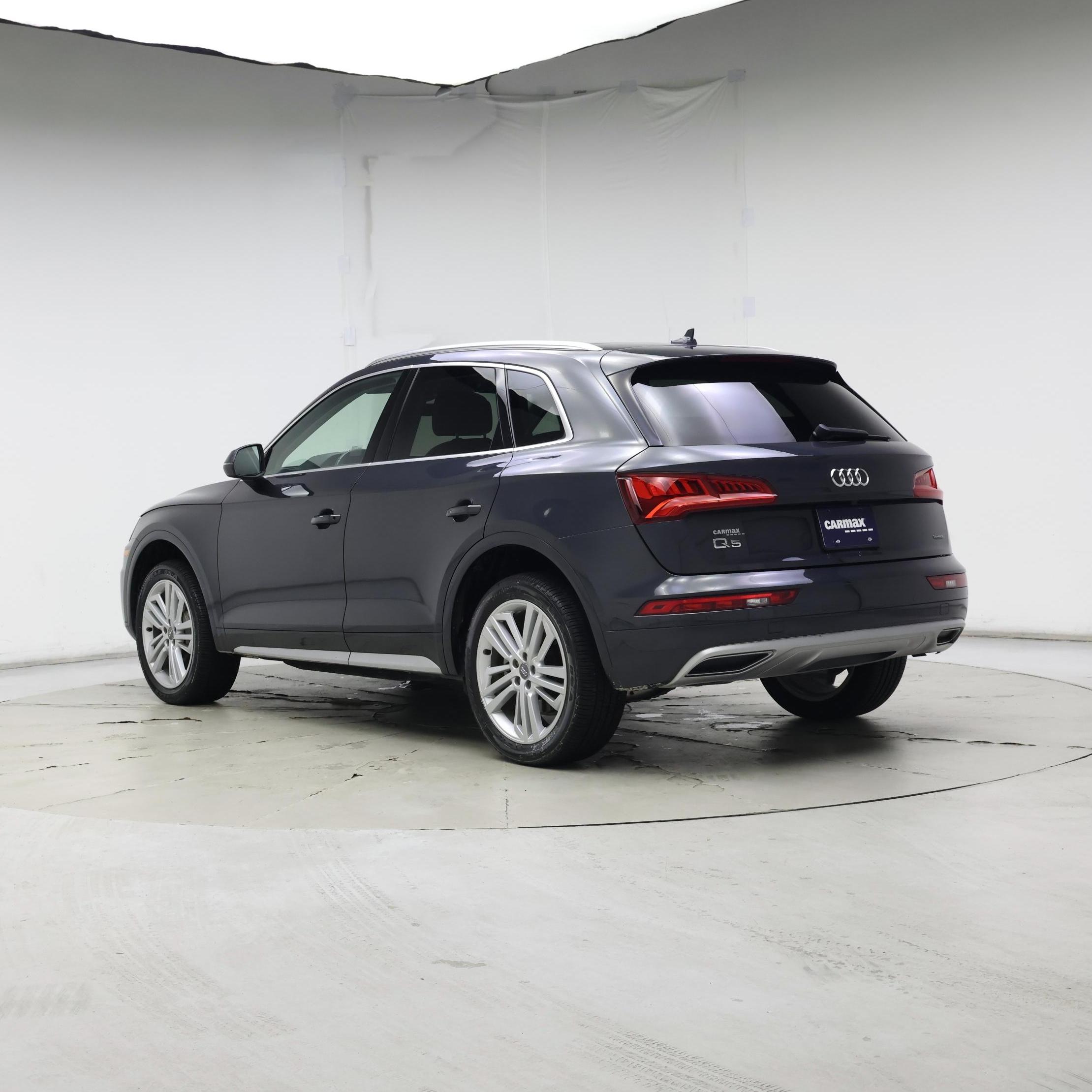 Thumbnail: 2020 Audi Q5 - 2