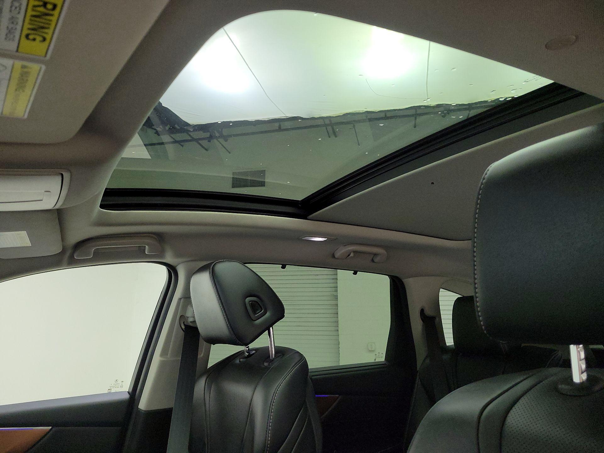 Thumbnail: 2022 Acura MDX - 20