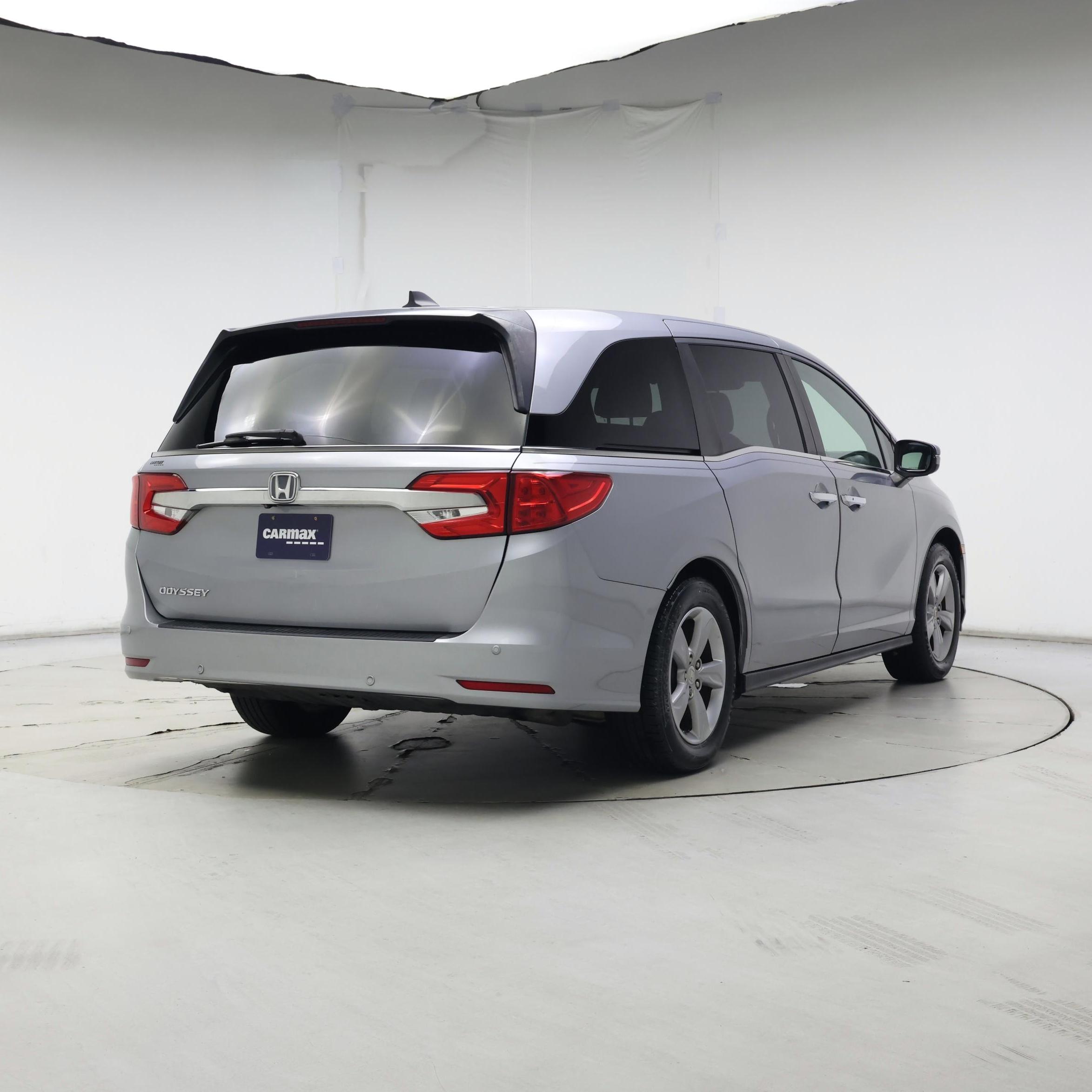 Thumbnail: 2018 Honda Odyssey - 8
