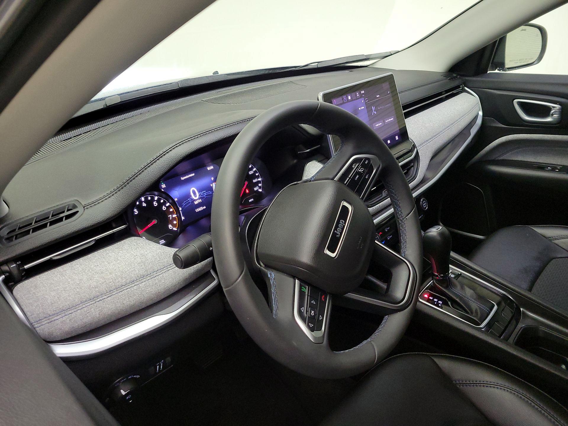 Thumbnail: 2022 Jeep Compass - 9