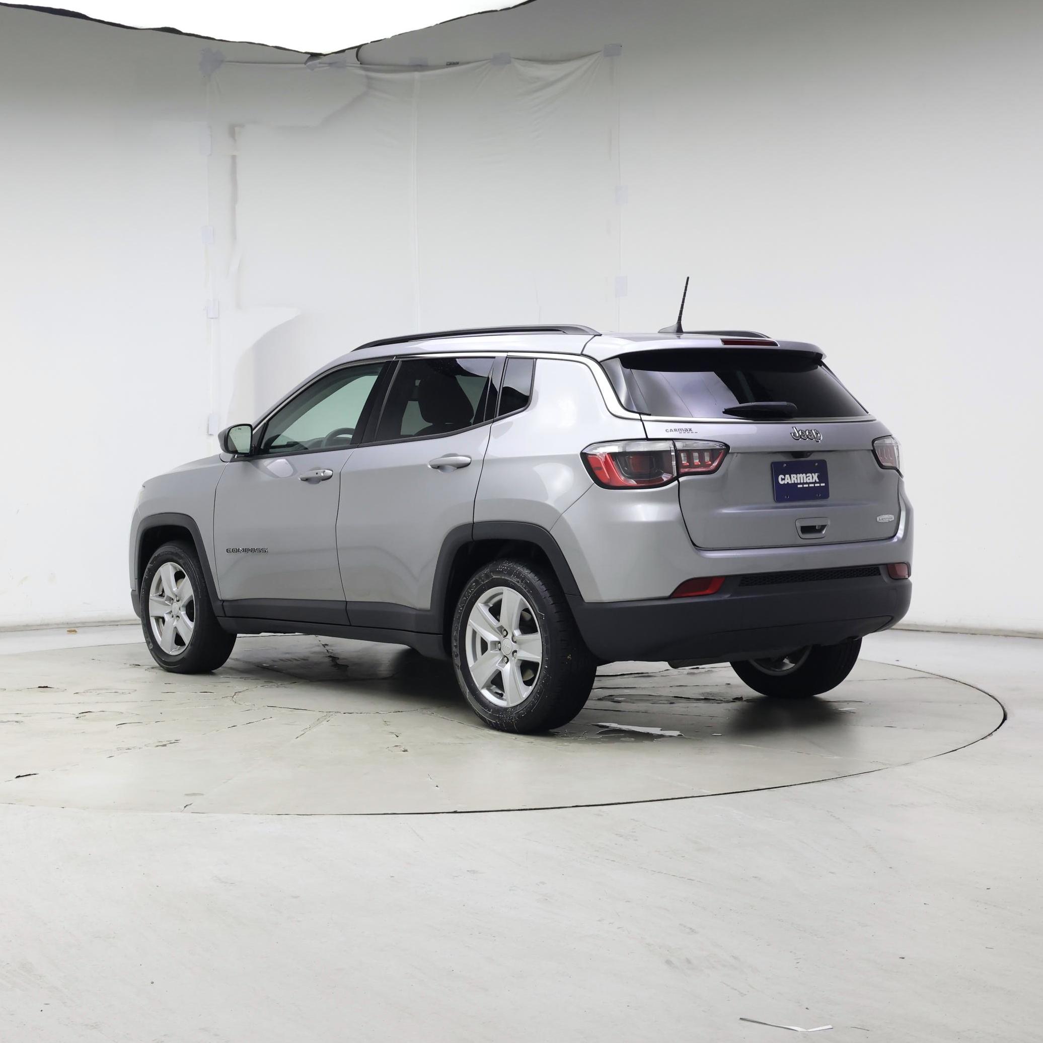Thumbnail: 2022 Jeep Compass - 2