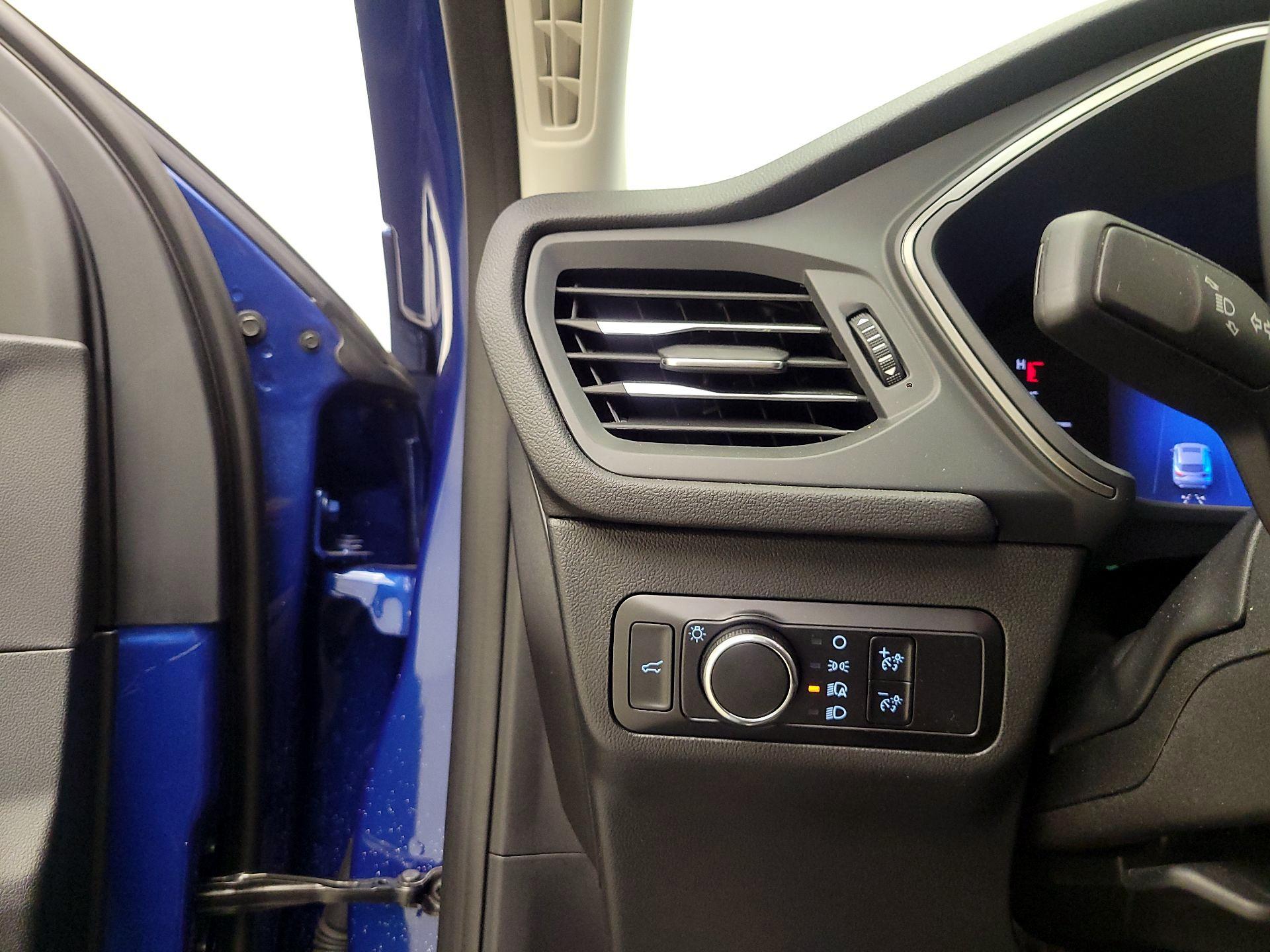 Thumbnail: 2023 Ford Escape - 13