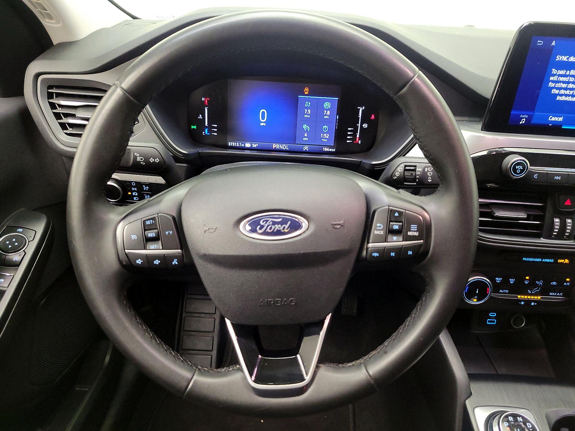 Thumbnail: 2023 Ford Escape - 10