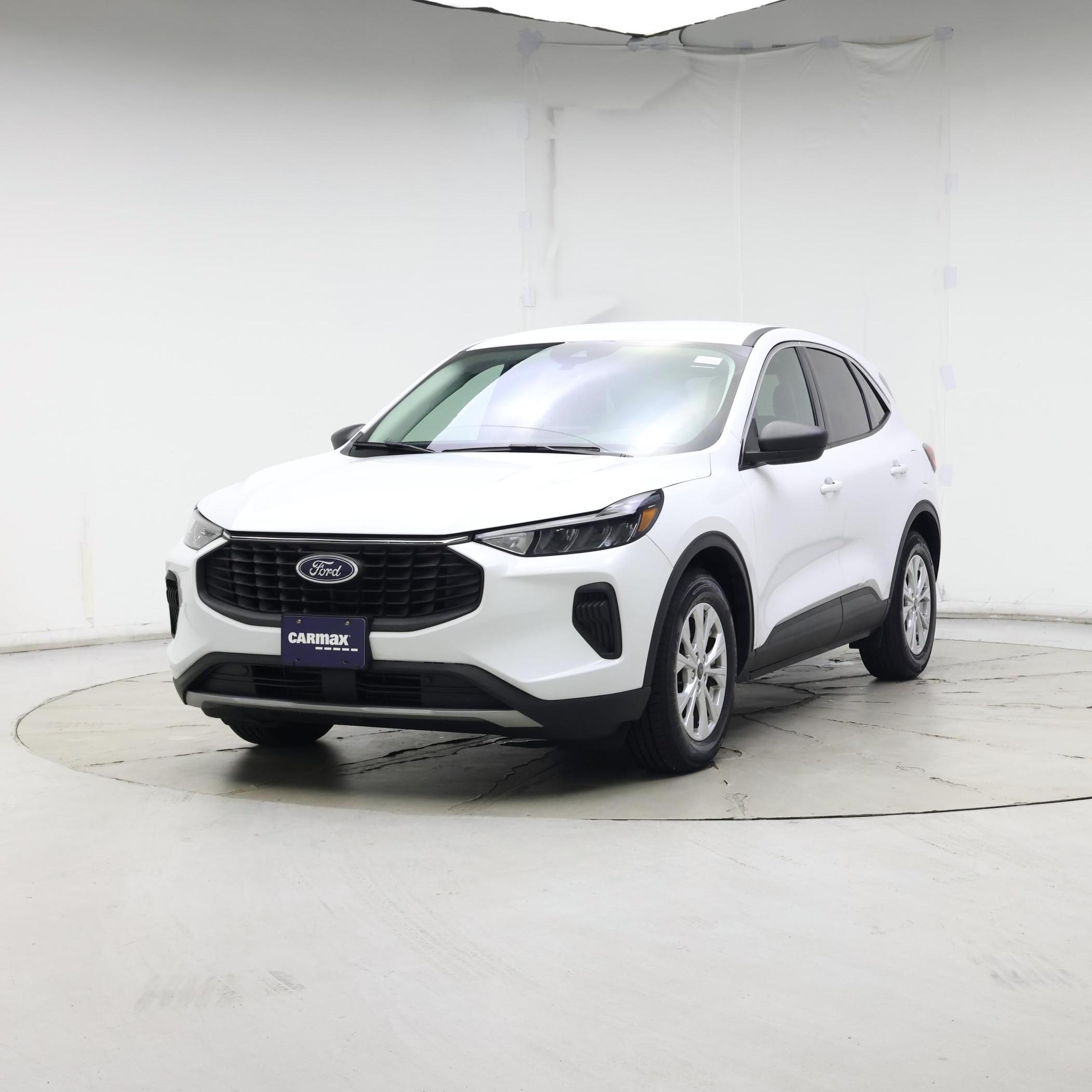 Thumbnail: 2023 Ford Escape - 4