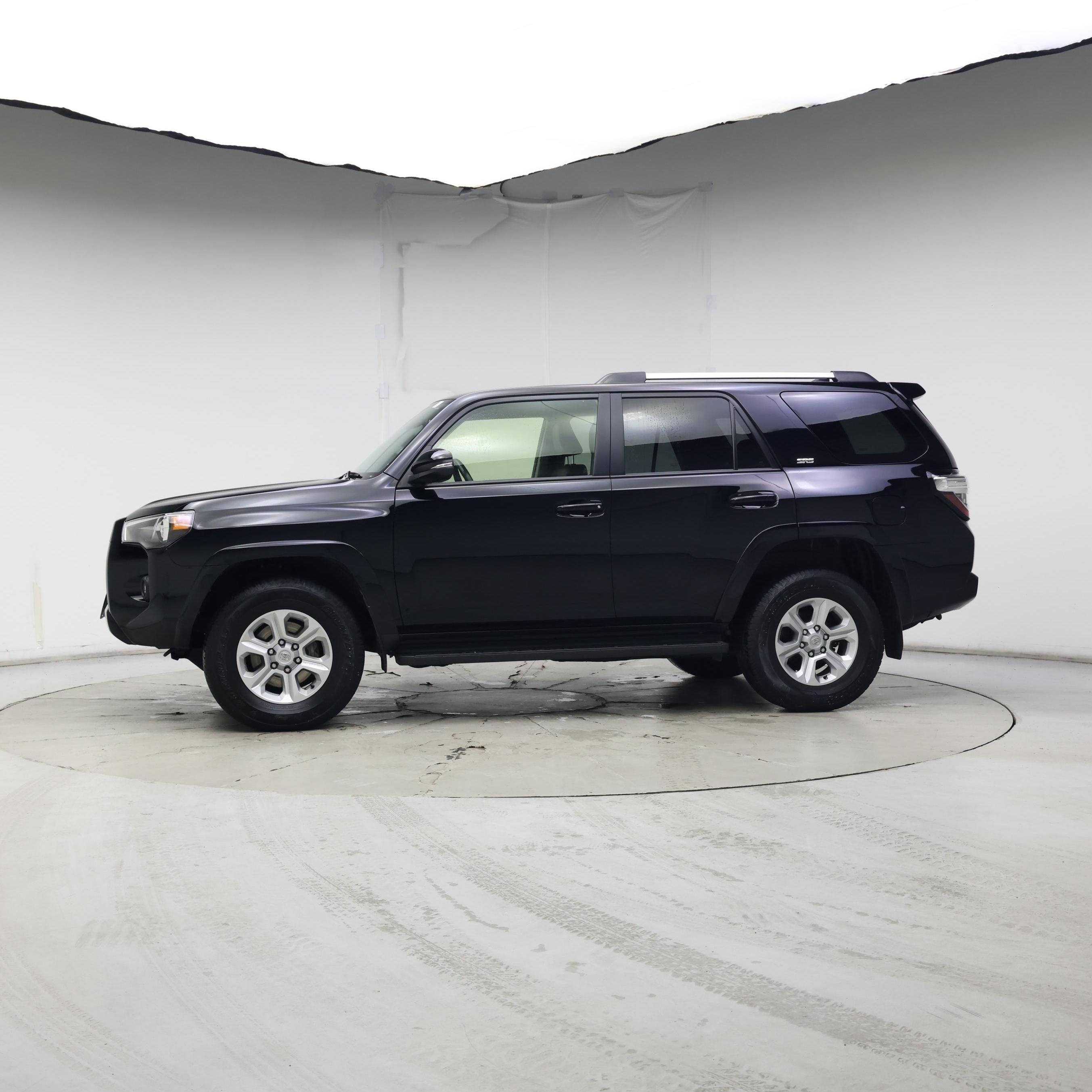 Thumbnail: 2024 Toyota 4Runner - 3