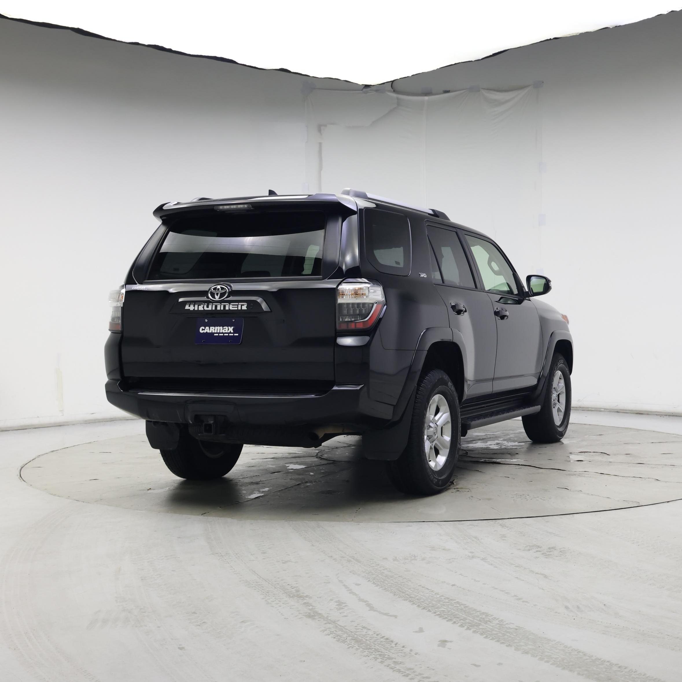 Thumbnail: 2024 Toyota 4Runner - 8