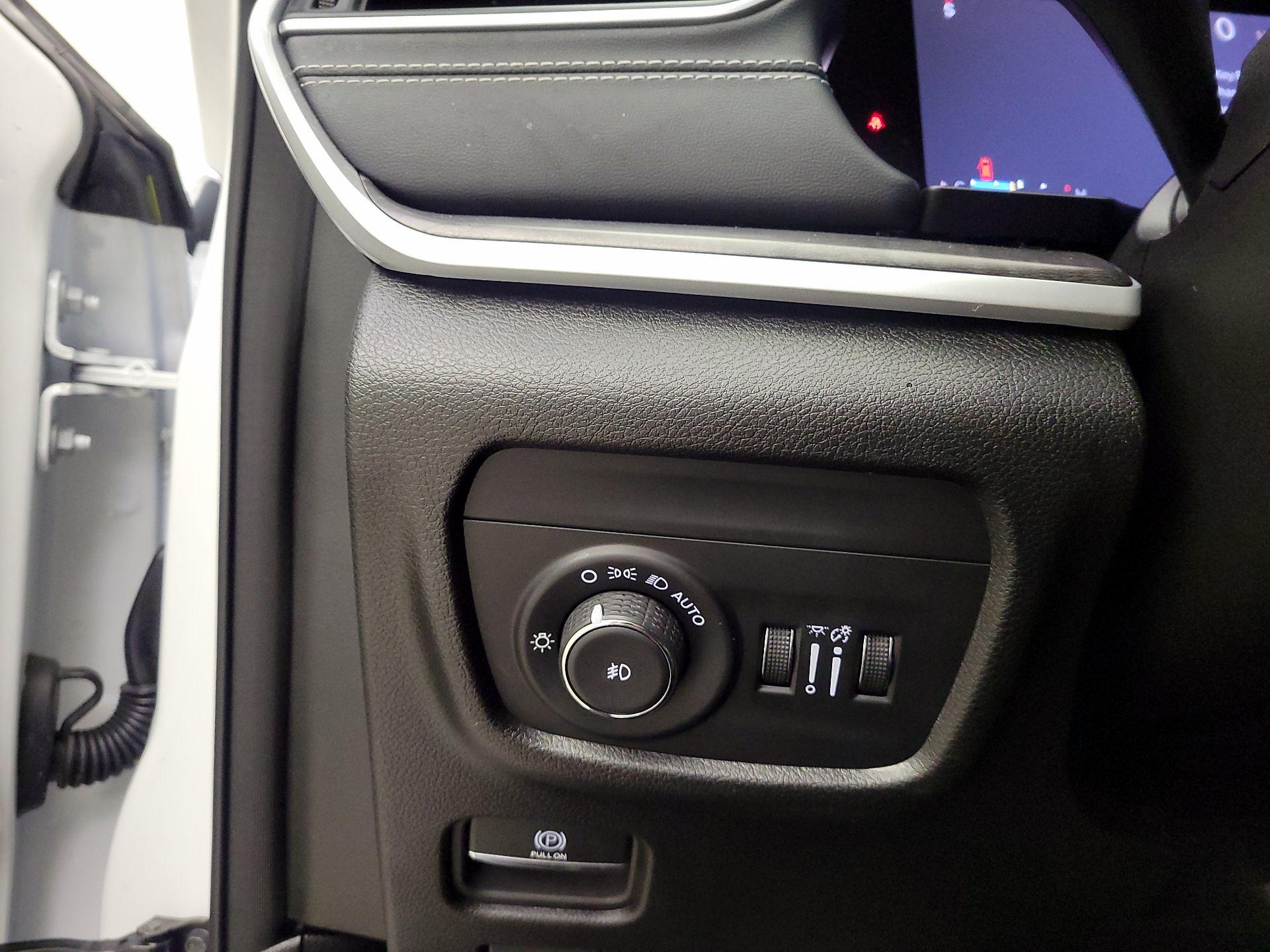 Thumbnail: 2024 Jeep Grand Cherokee - 13