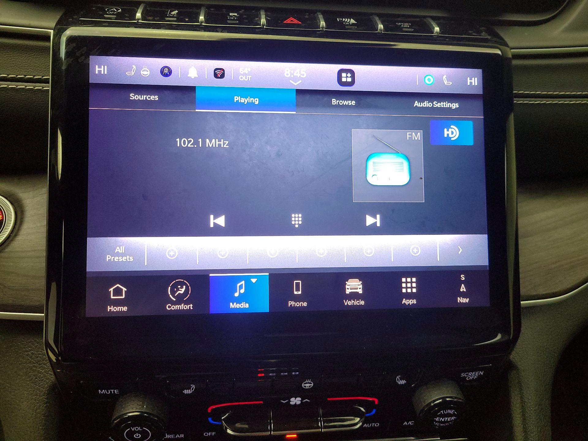 Thumbnail: 2024 Jeep Grand Cherokee - 15