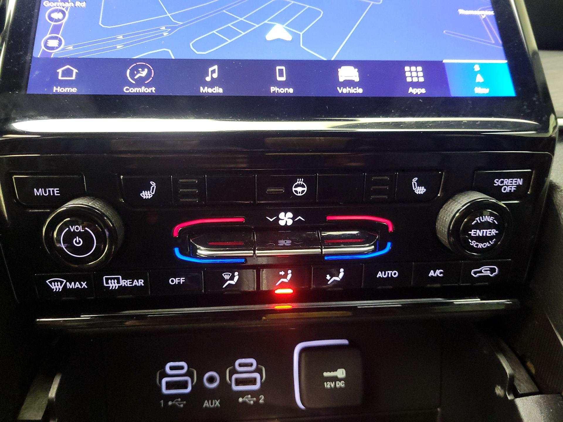 Thumbnail: 2024 Jeep Grand Cherokee - 16