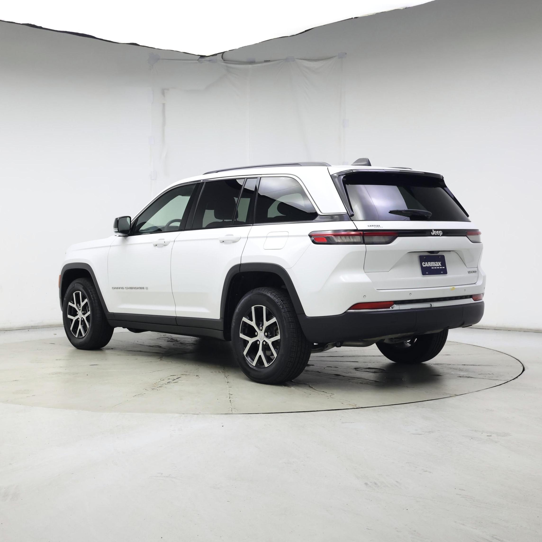 Thumbnail: 2024 Jeep Grand Cherokee - 2