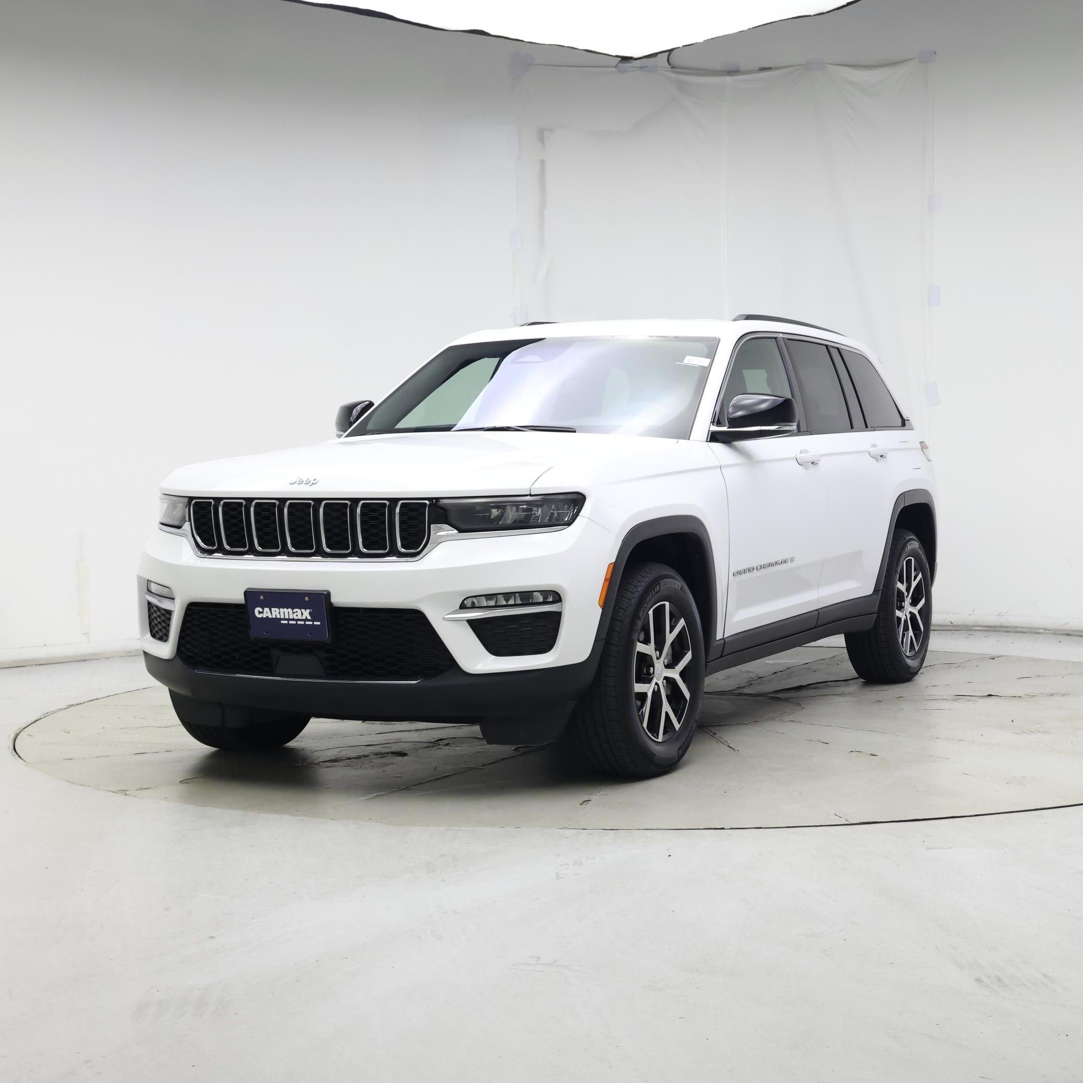 Thumbnail: 2024 Jeep Grand Cherokee - 4