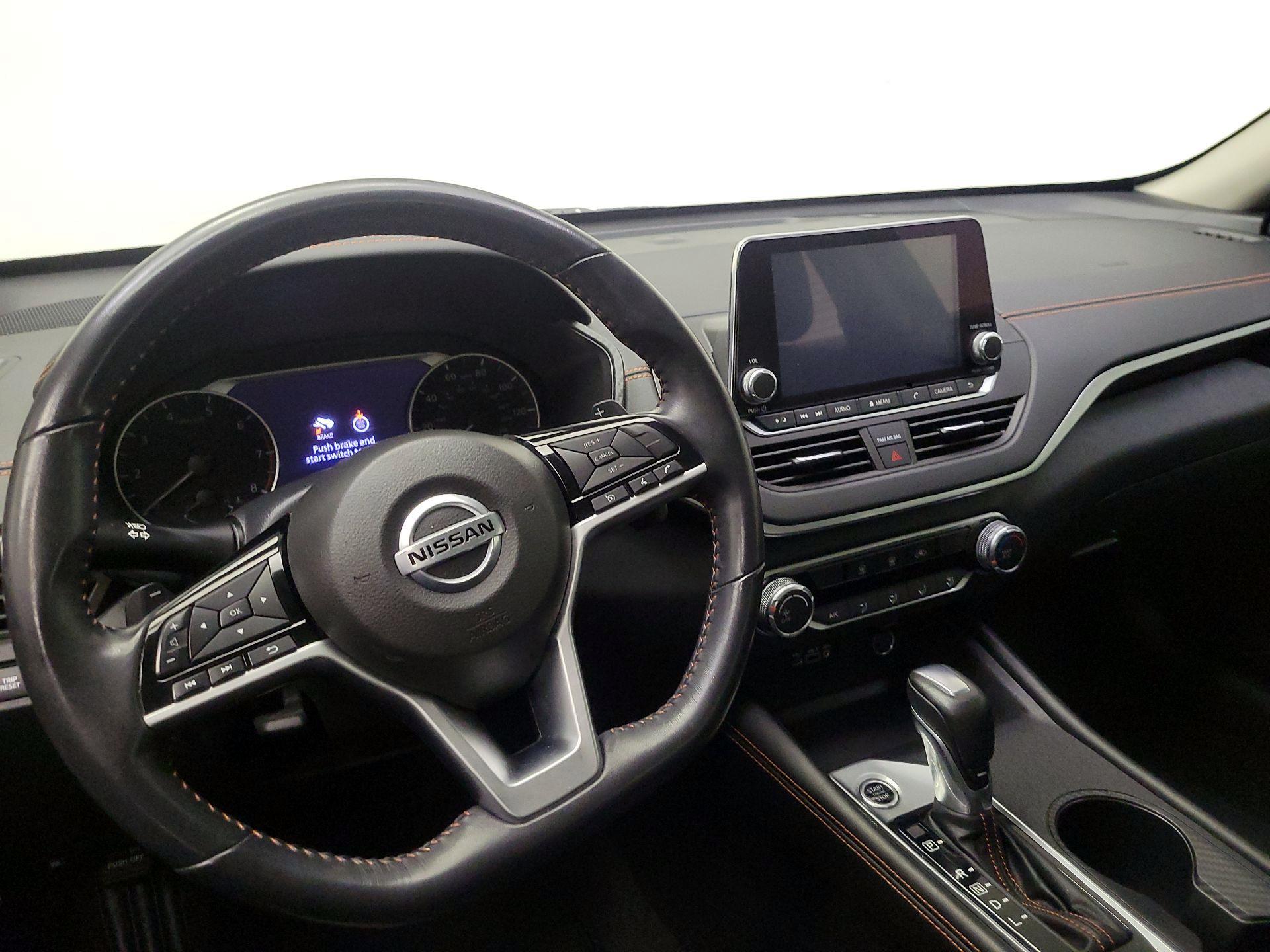 Thumbnail: 2021 Nissan Altima - 10