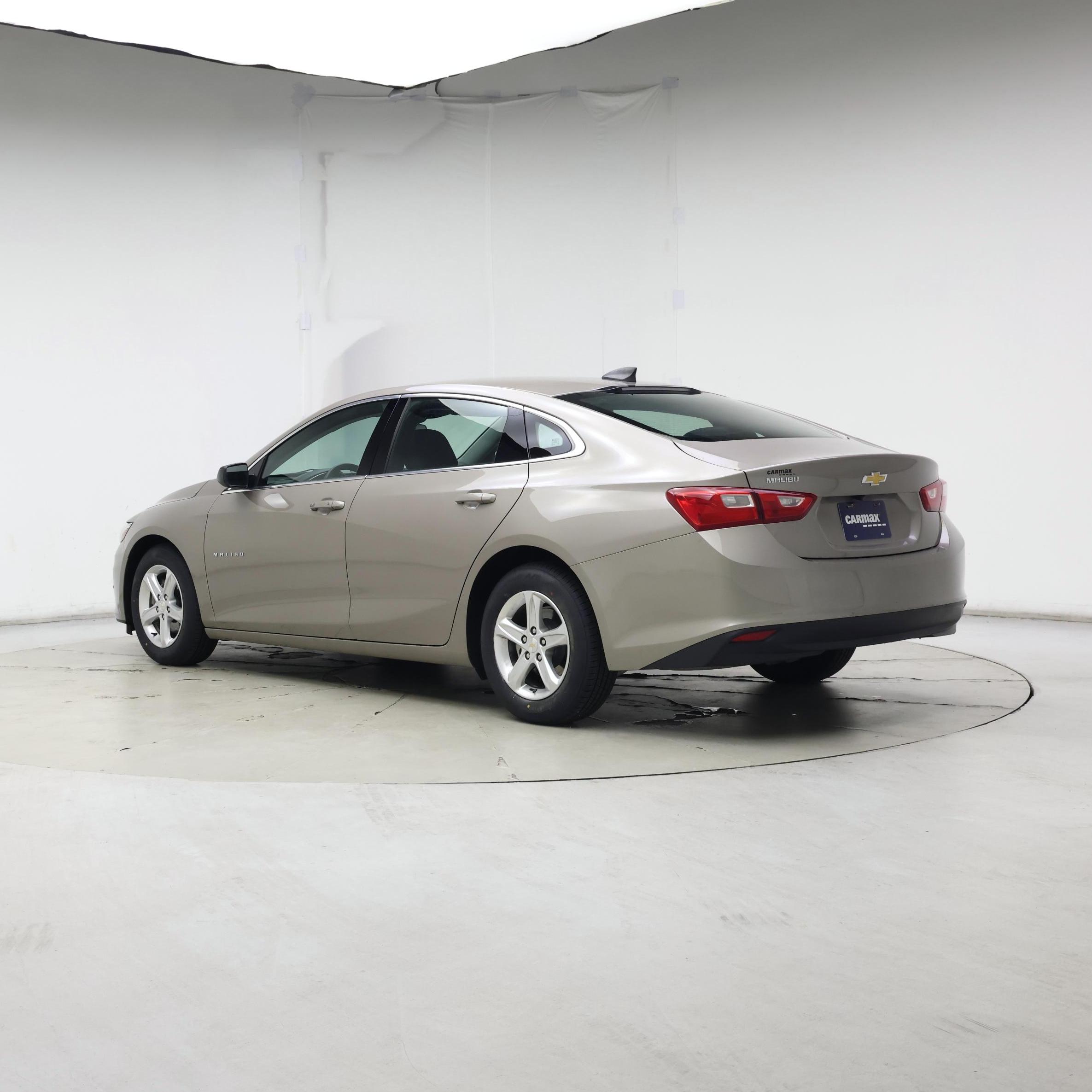 Thumbnail: 2023 Chevrolet Malibu - 2