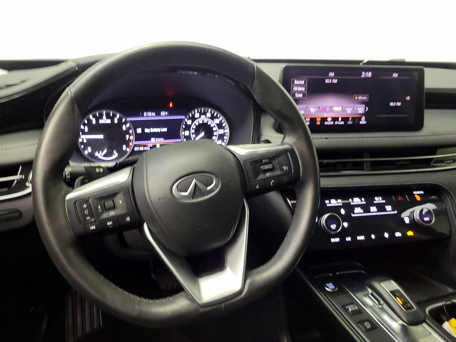 Thumbnail: 2023 INFINITI QX60 - 10