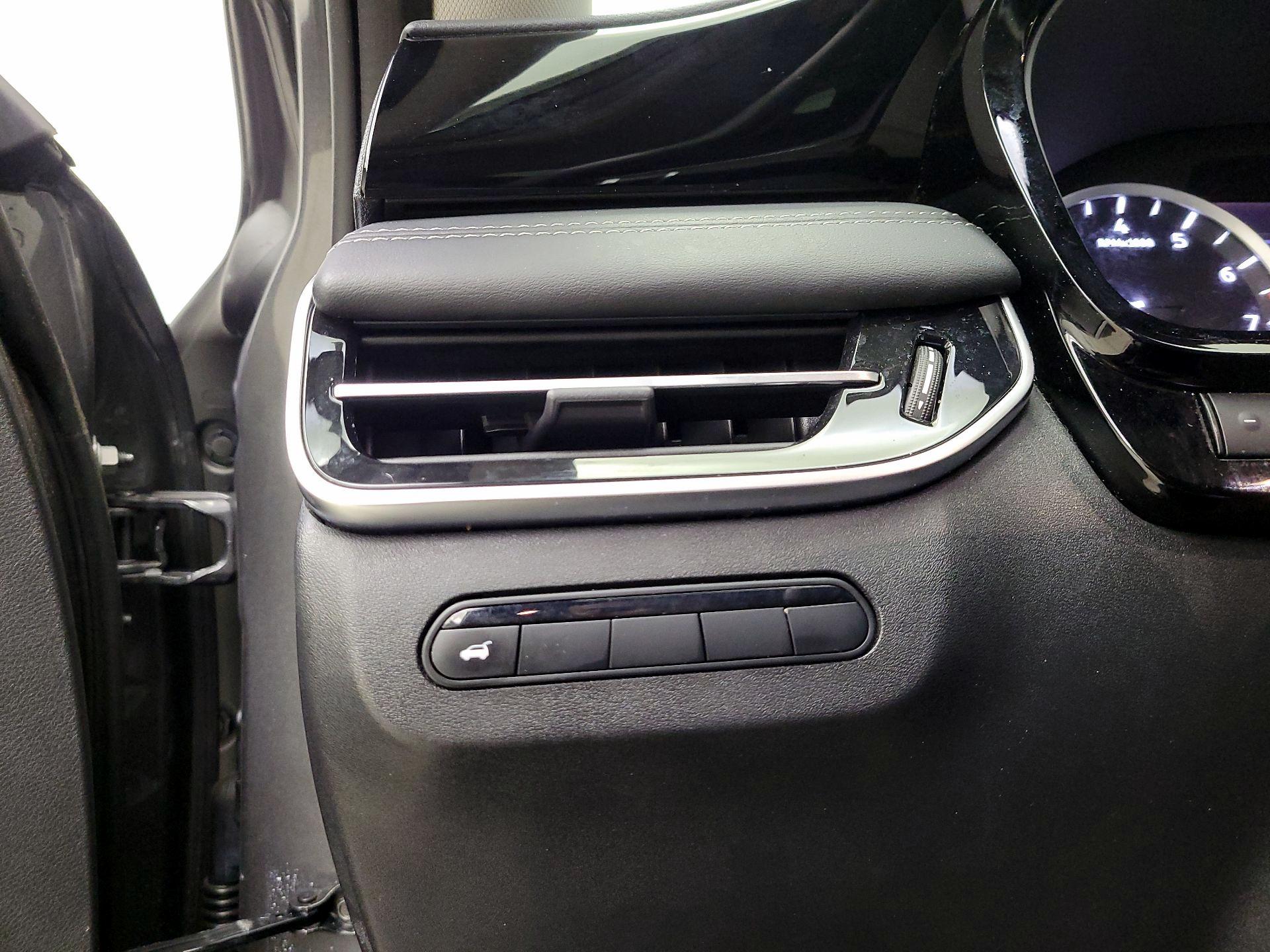 Thumbnail: 2023 INFINITI QX60 - 13