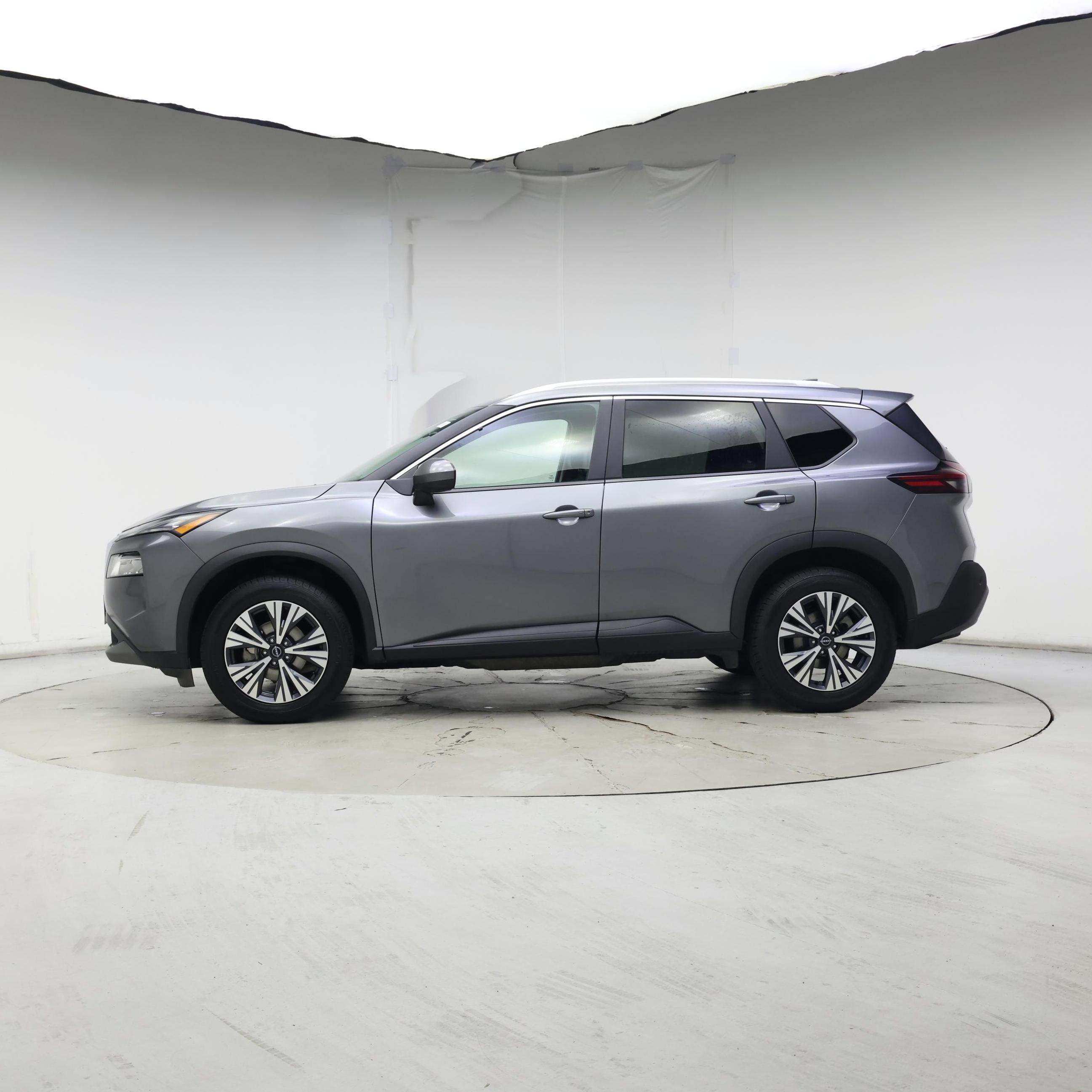 Thumbnail: 2023 Nissan Rogue - 3