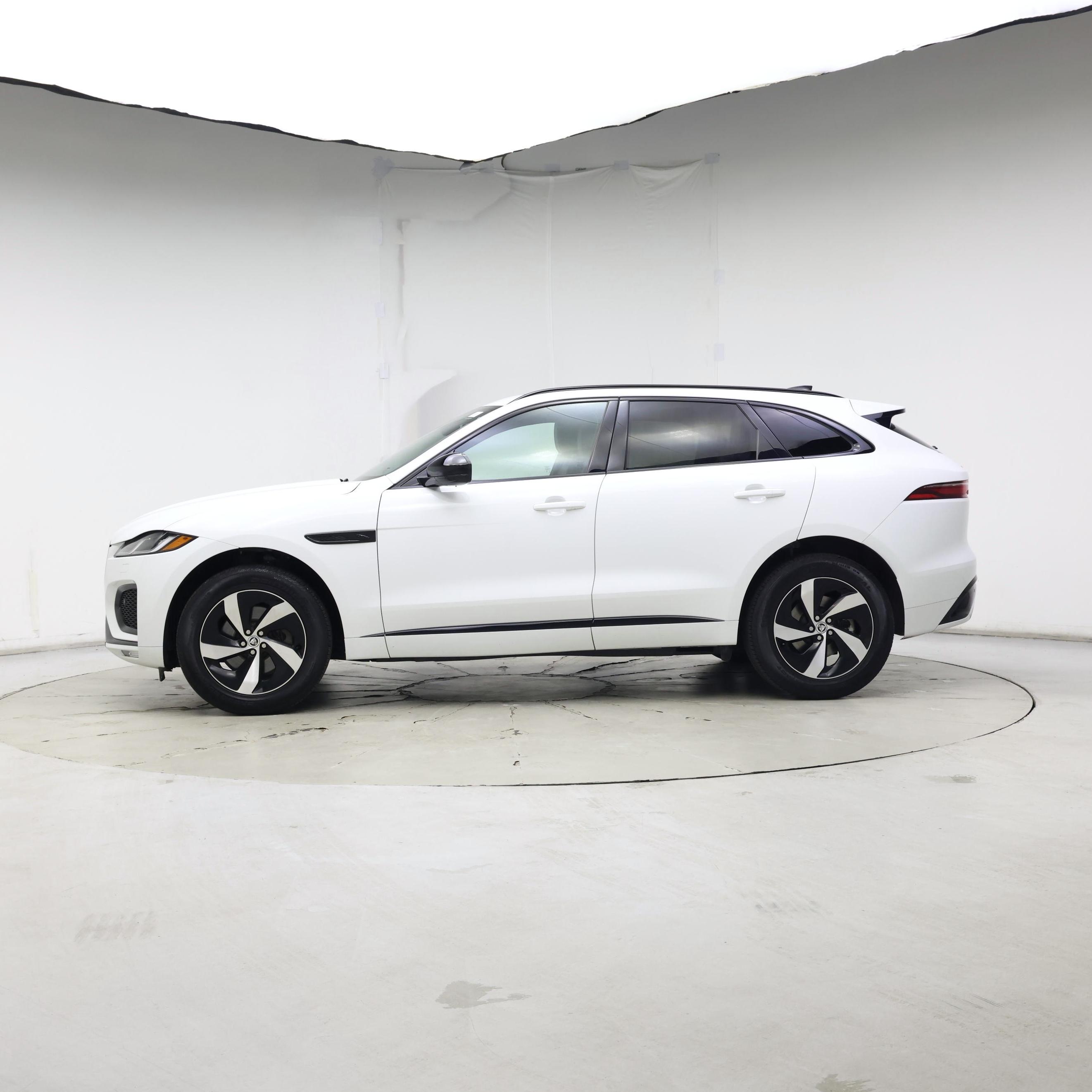 Thumbnail: 2024 Jaguar F-Pace - 3