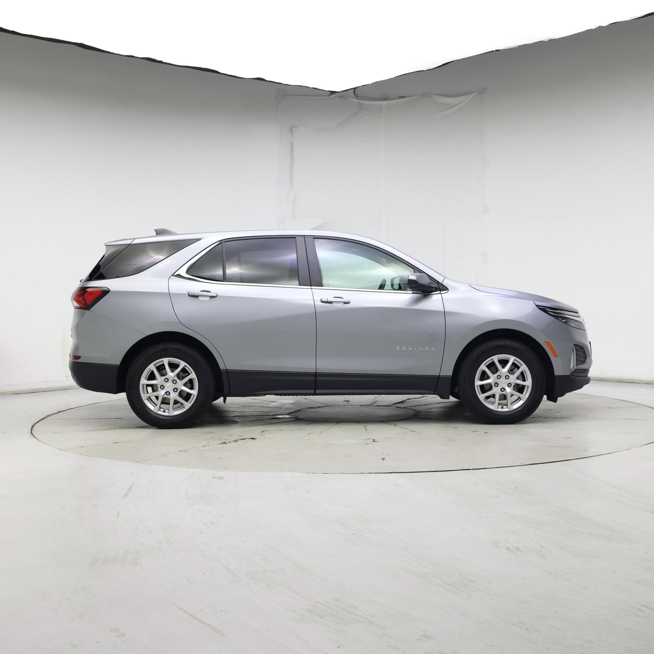 Thumbnail: 2023 Chevrolet Equinox - 7