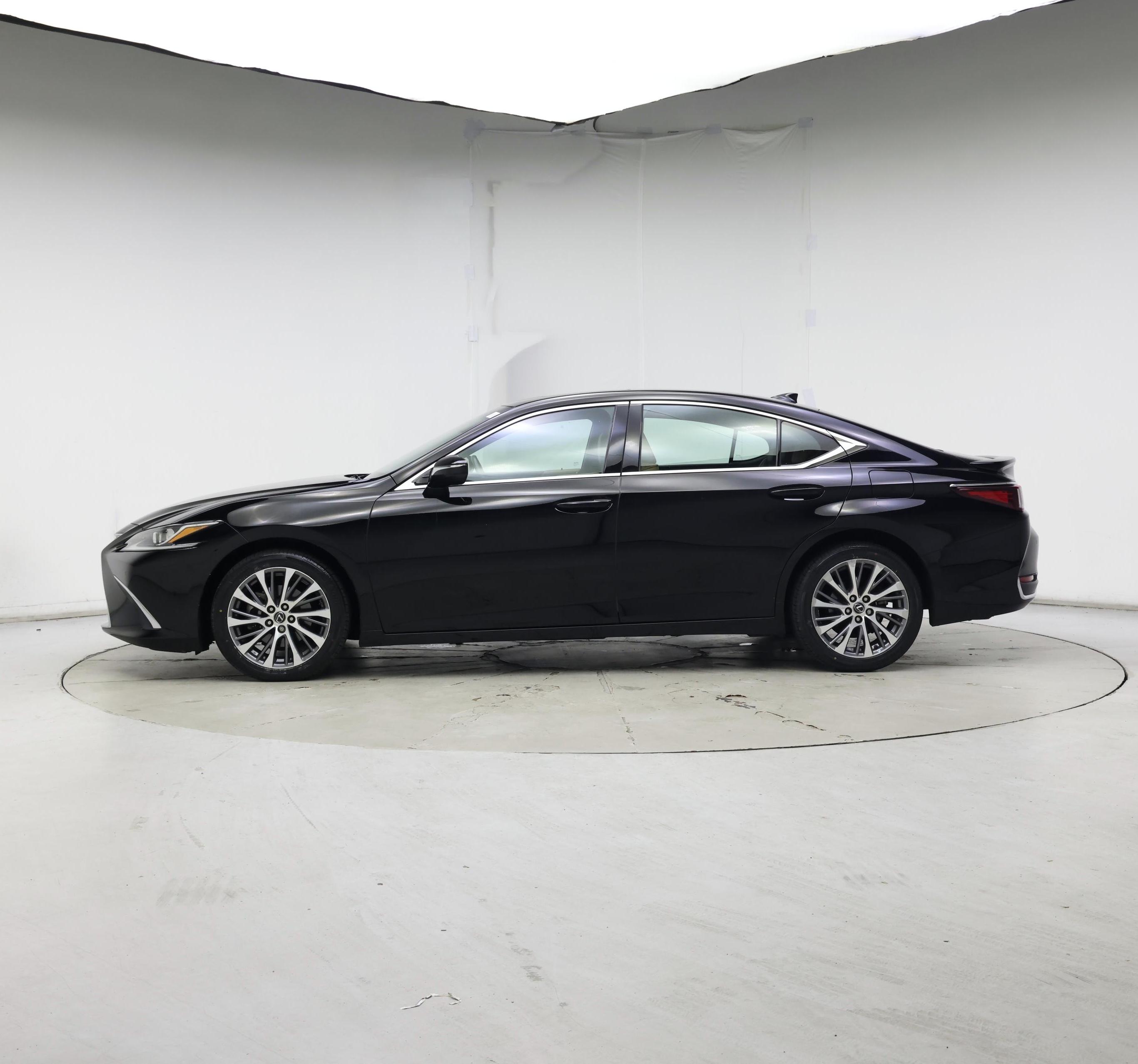 Thumbnail: 2021 Lexus ES - 3