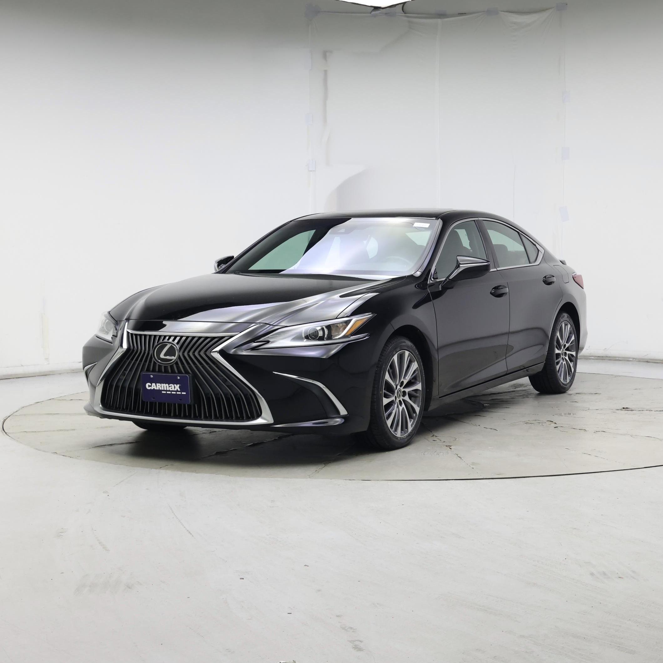 Thumbnail: 2021 Lexus ES - 4