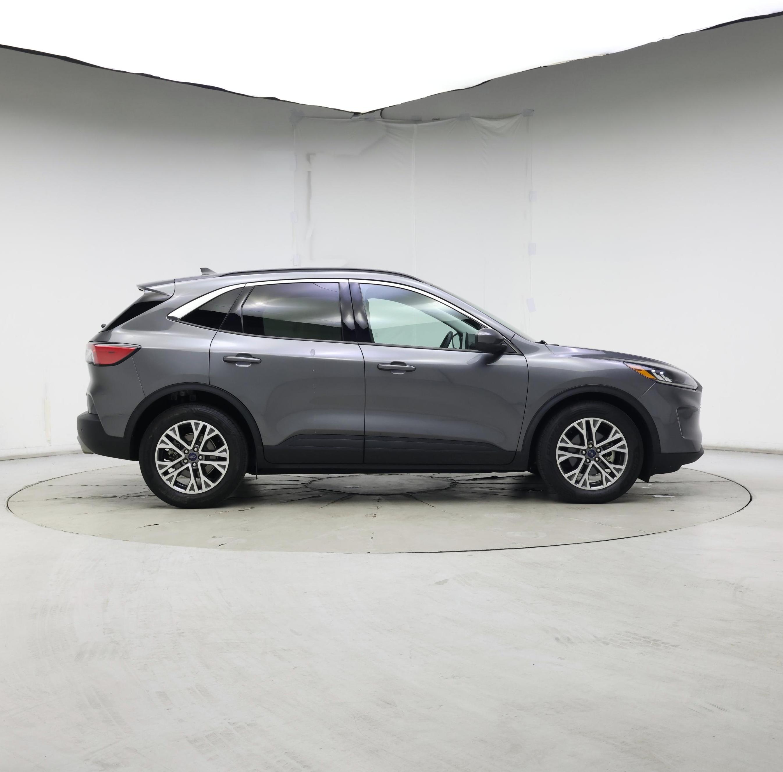 Thumbnail: 2021 Ford Escape - 7