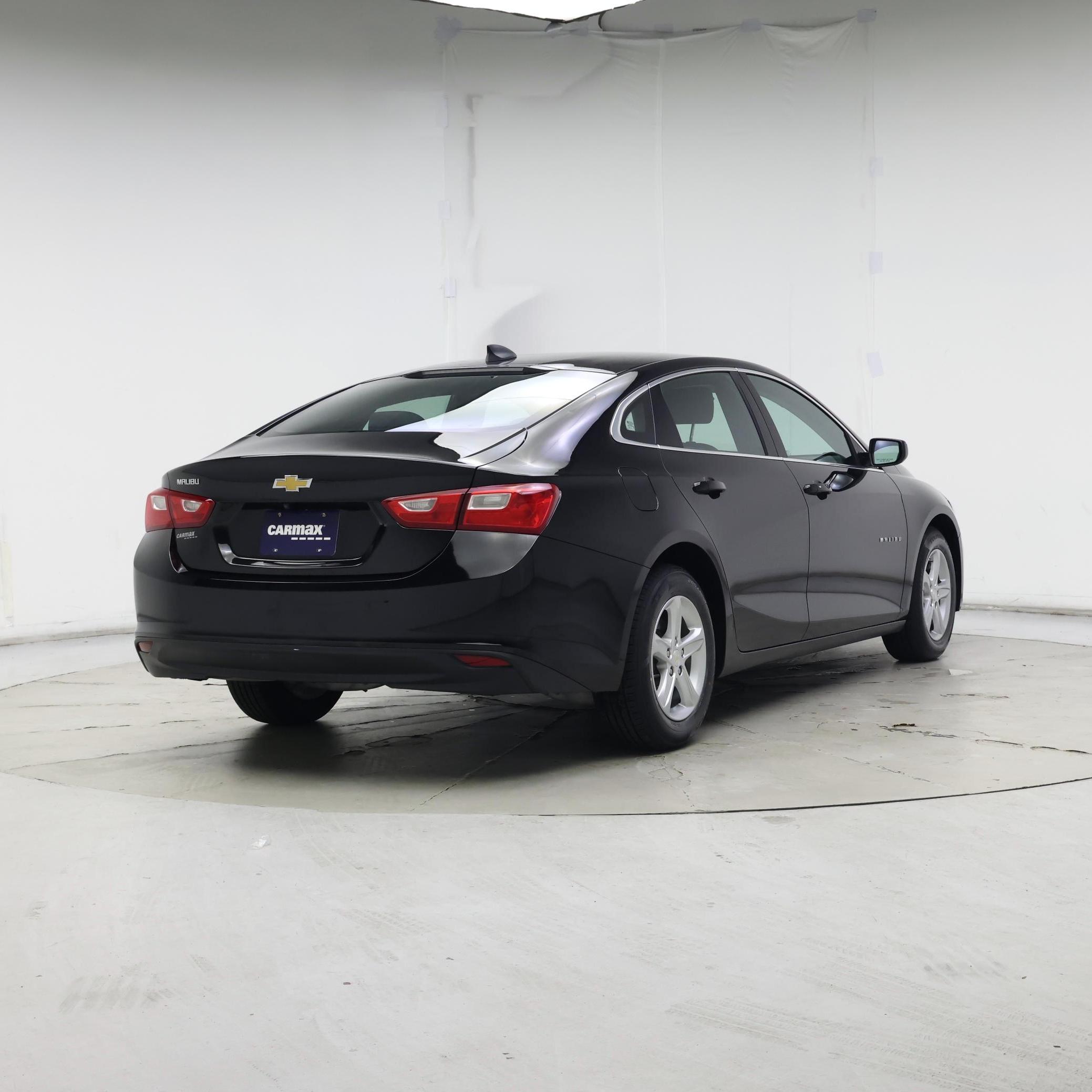 Thumbnail: 2023 Chevrolet Malibu - 8