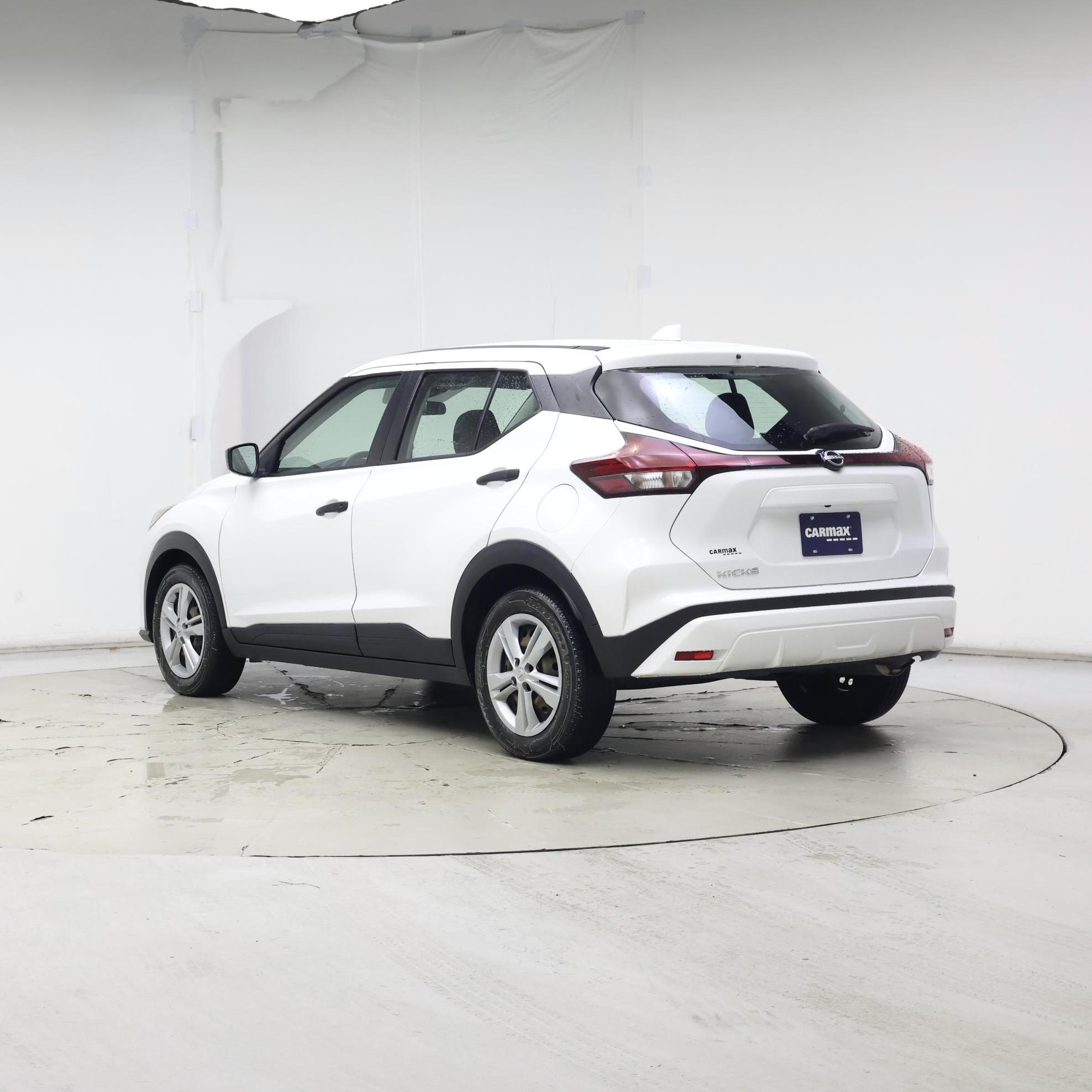 Thumbnail: 2022 Nissan Kicks - 2