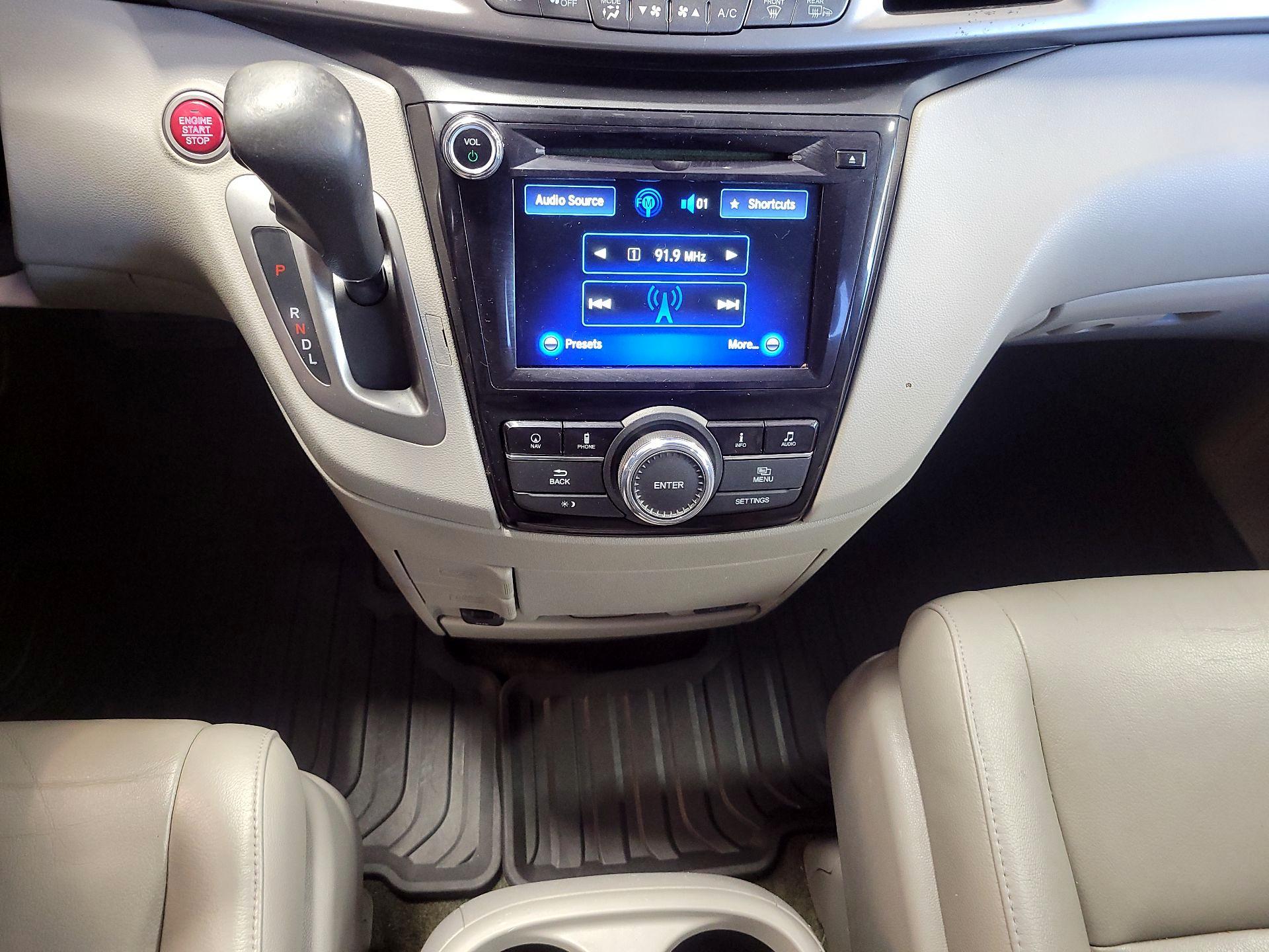 Thumbnail: 2016 Honda Odyssey - 18