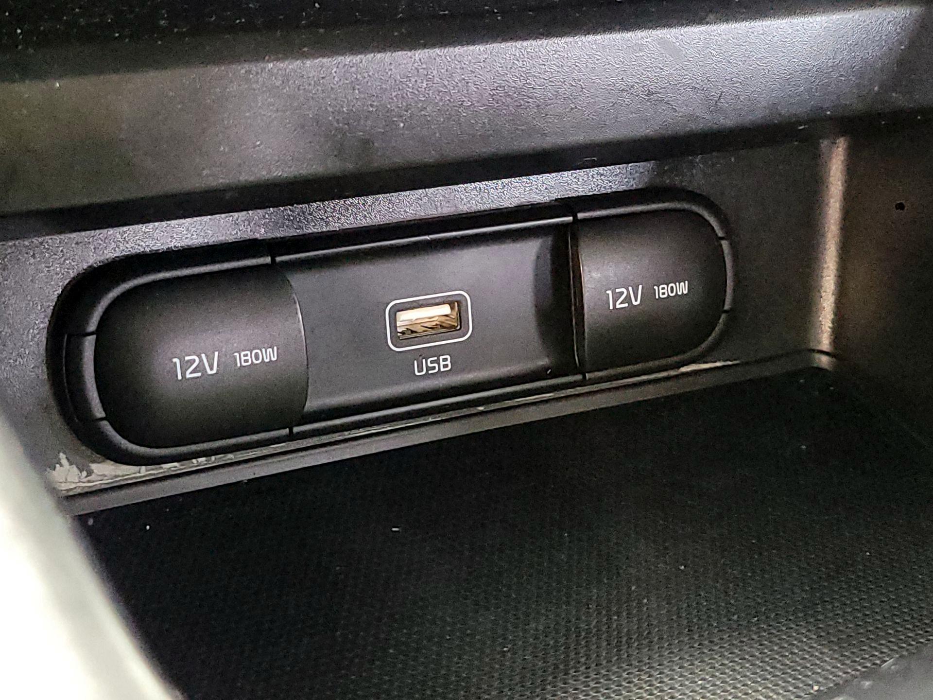 Thumbnail: 2021 Kia Soul - 18
