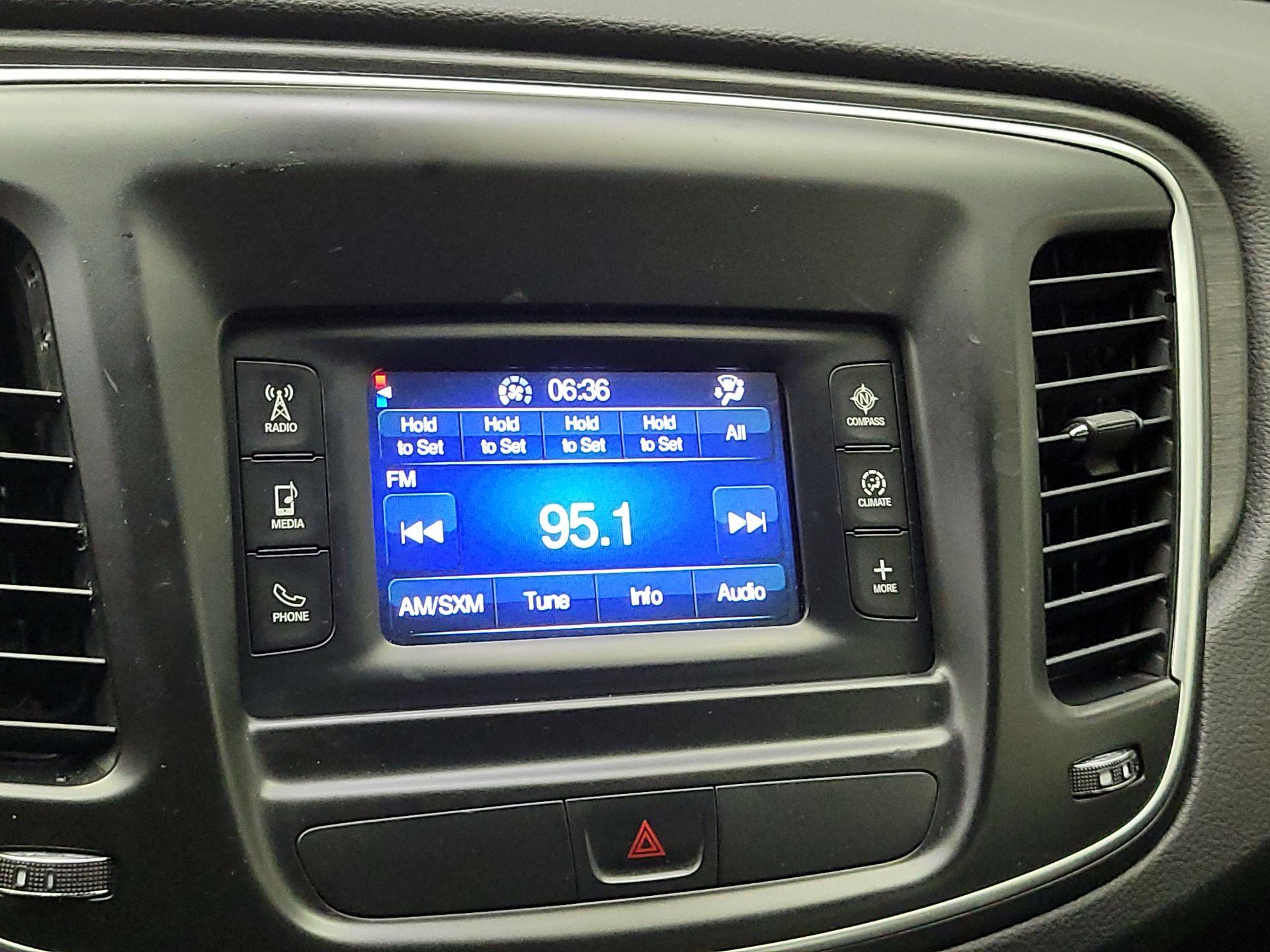 Thumbnail: 2015 Chrysler 200 - 15