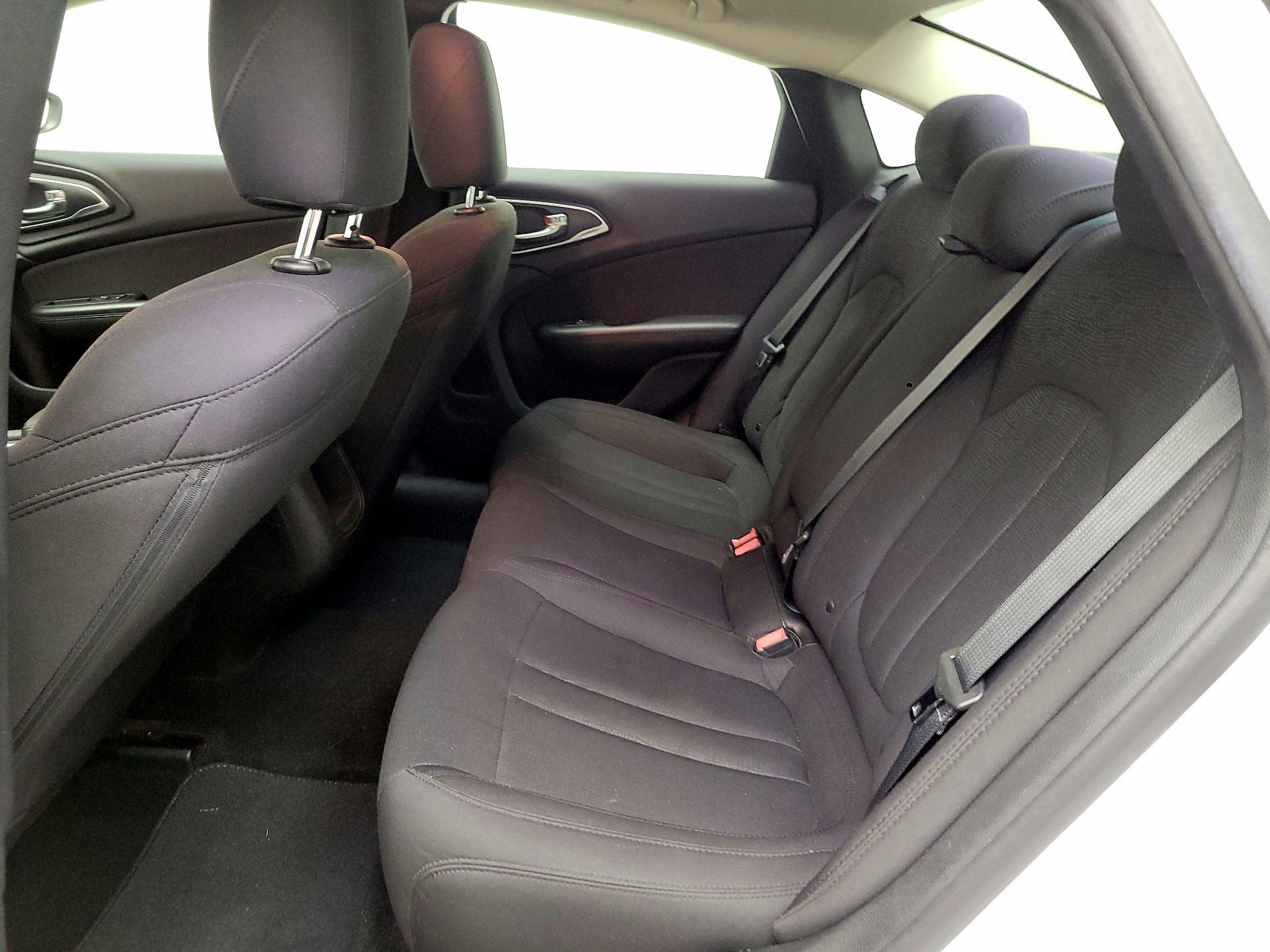 Thumbnail: 2015 Chrysler 200 - 19