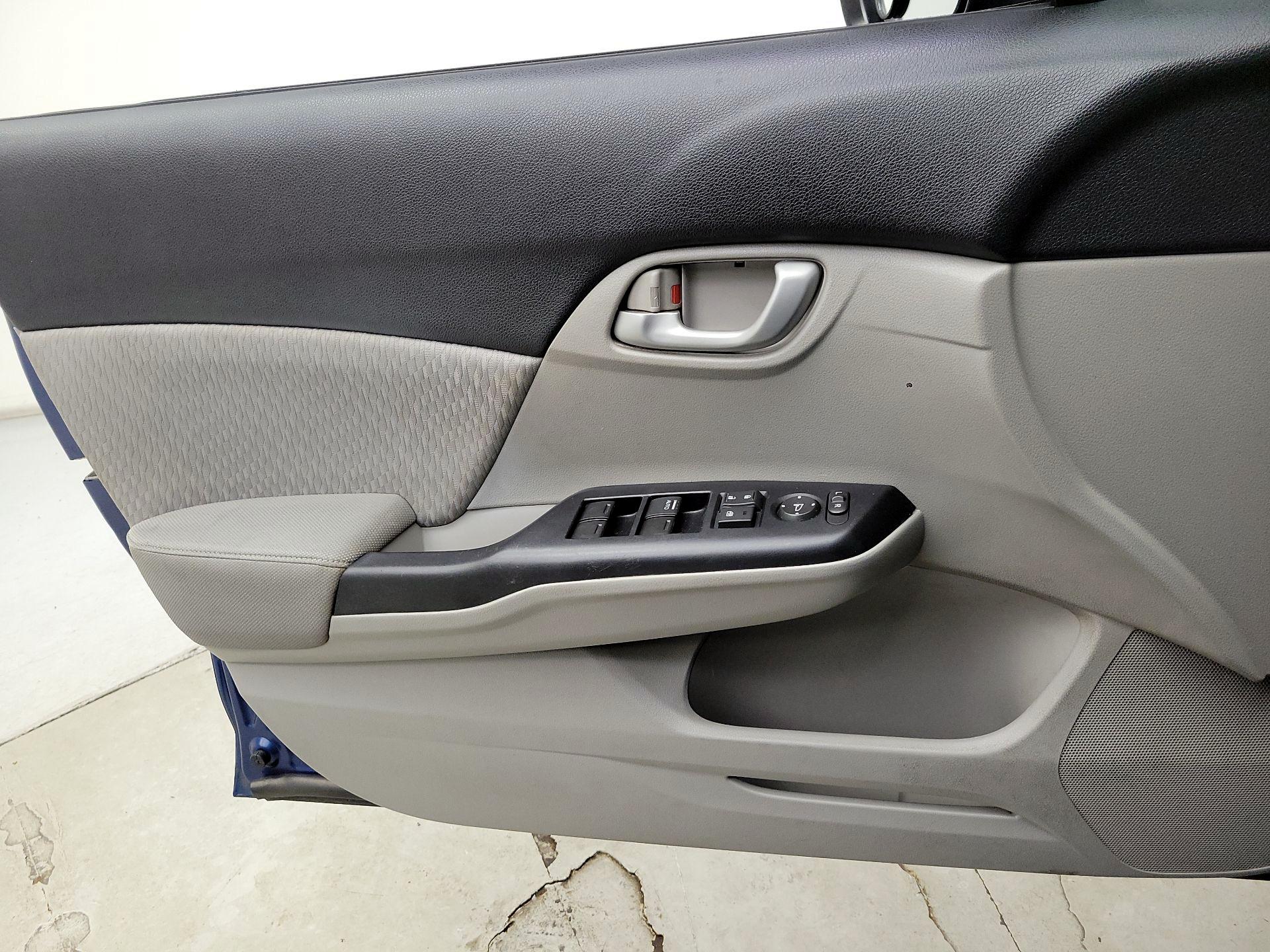 Thumbnail: 2014 Honda Civic - 12