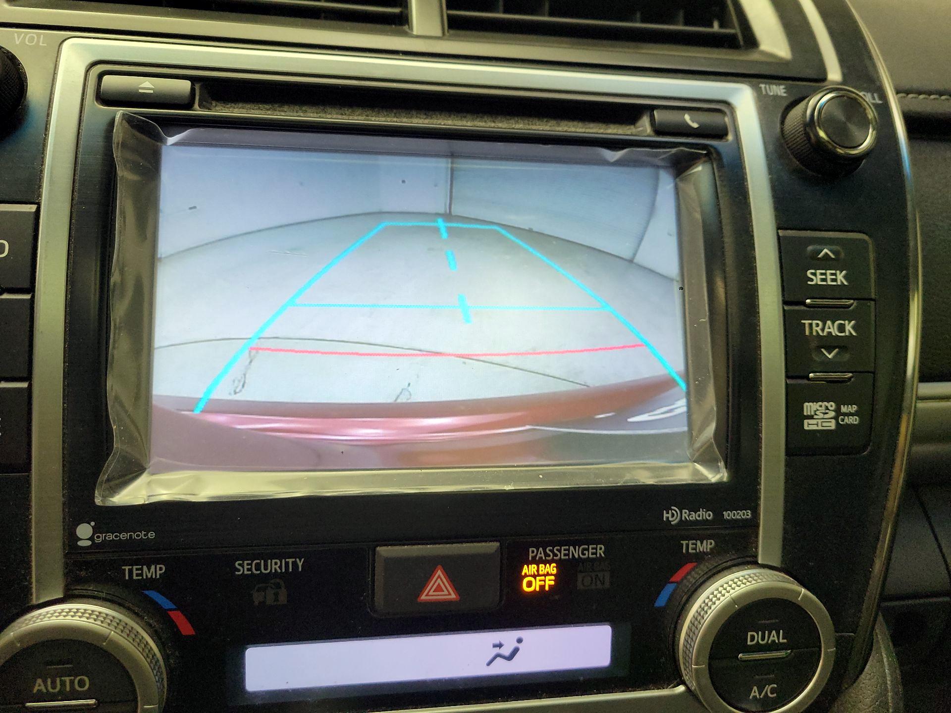 Thumbnail: 2014 Toyota Camry - 14