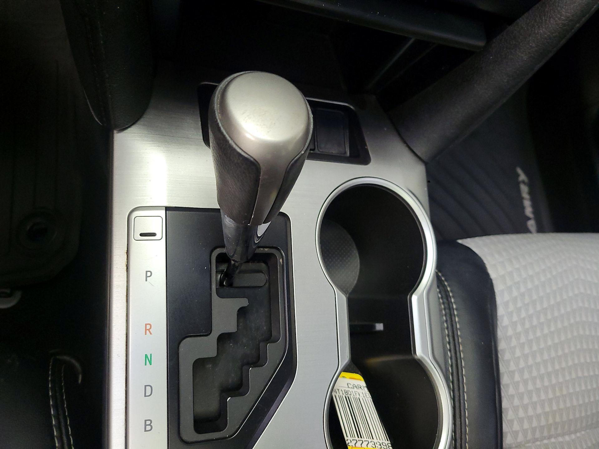 Thumbnail: 2014 Toyota Camry - 17