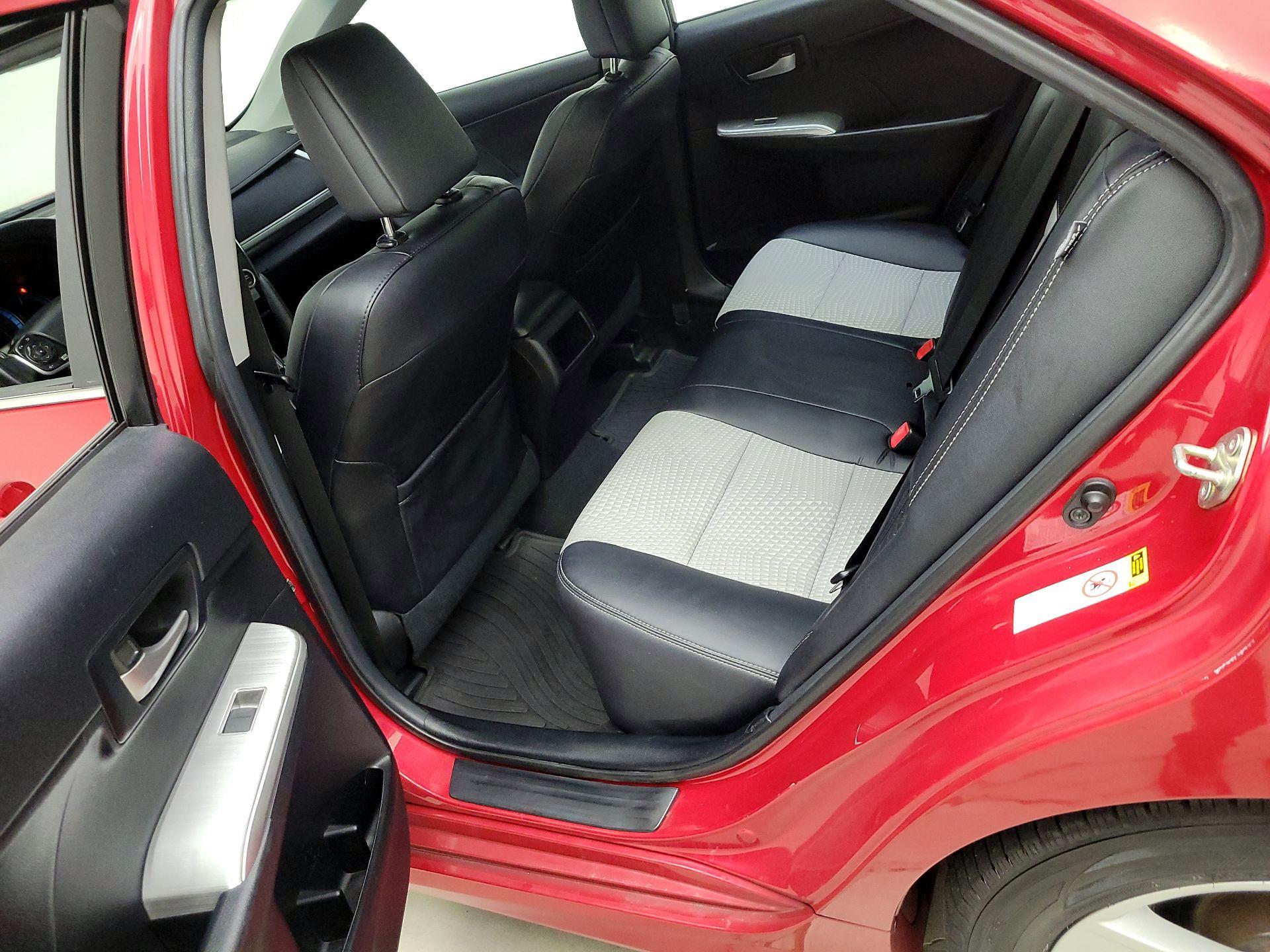 Thumbnail: 2014 Toyota Camry - 19