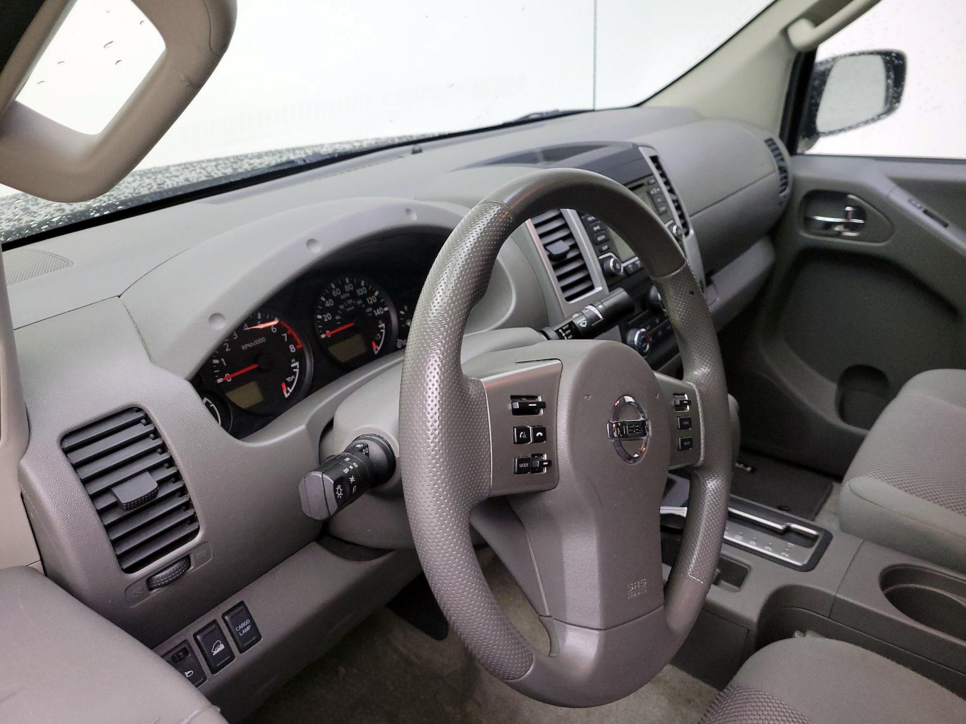 Thumbnail: 2015 Nissan Frontier - 9