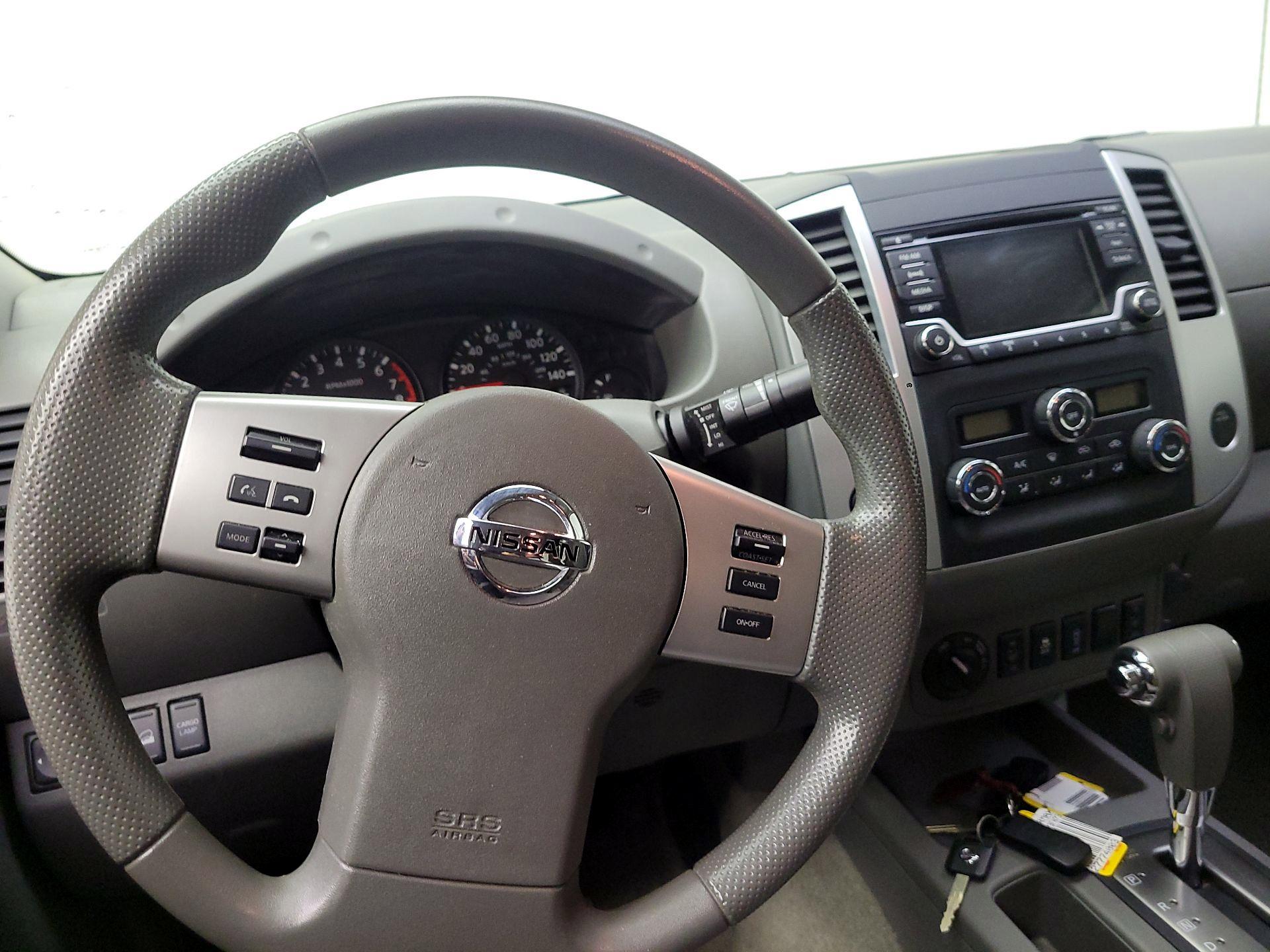 Thumbnail: 2015 Nissan Frontier - 10