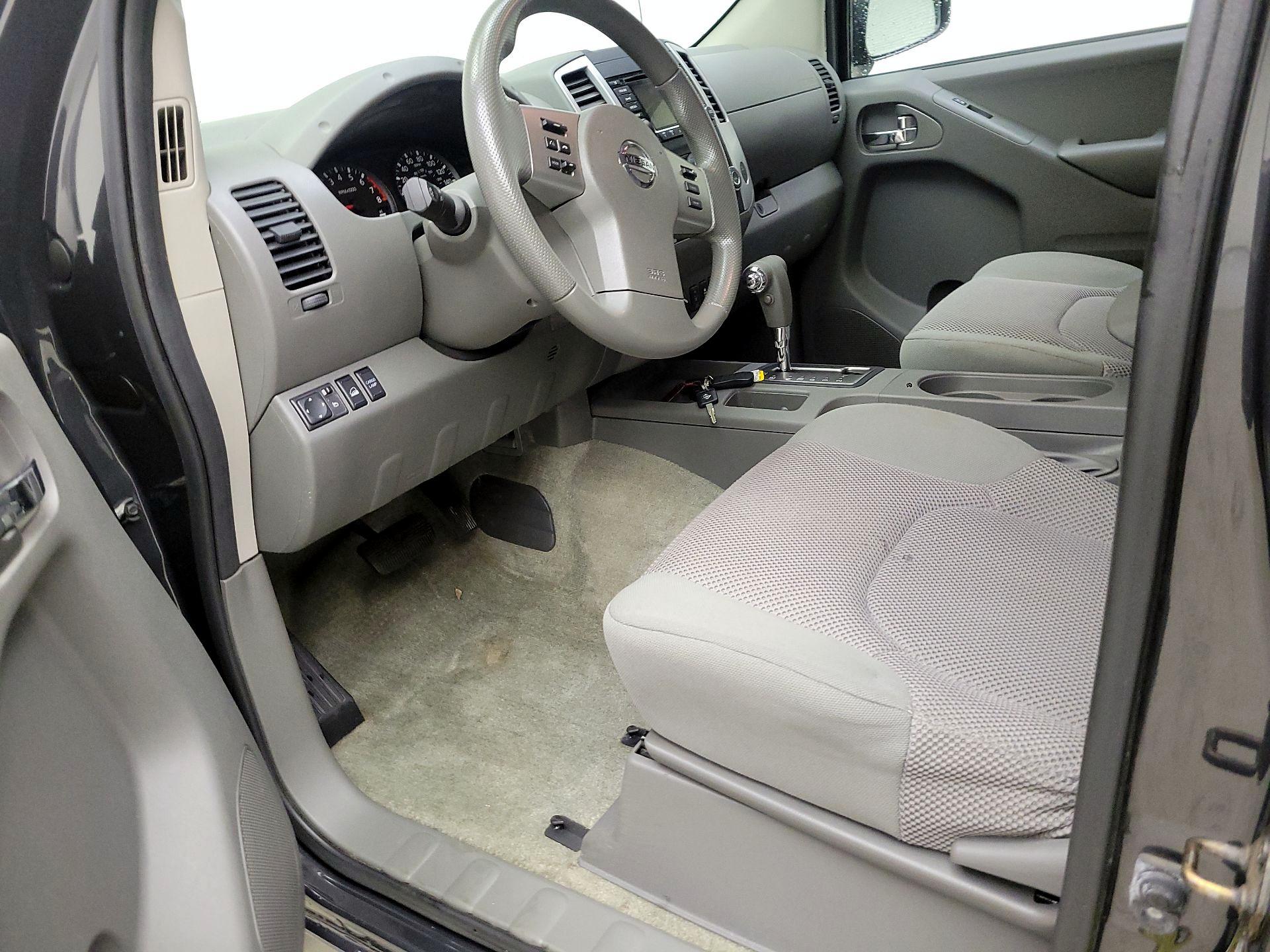 Thumbnail: 2015 Nissan Frontier - 11
