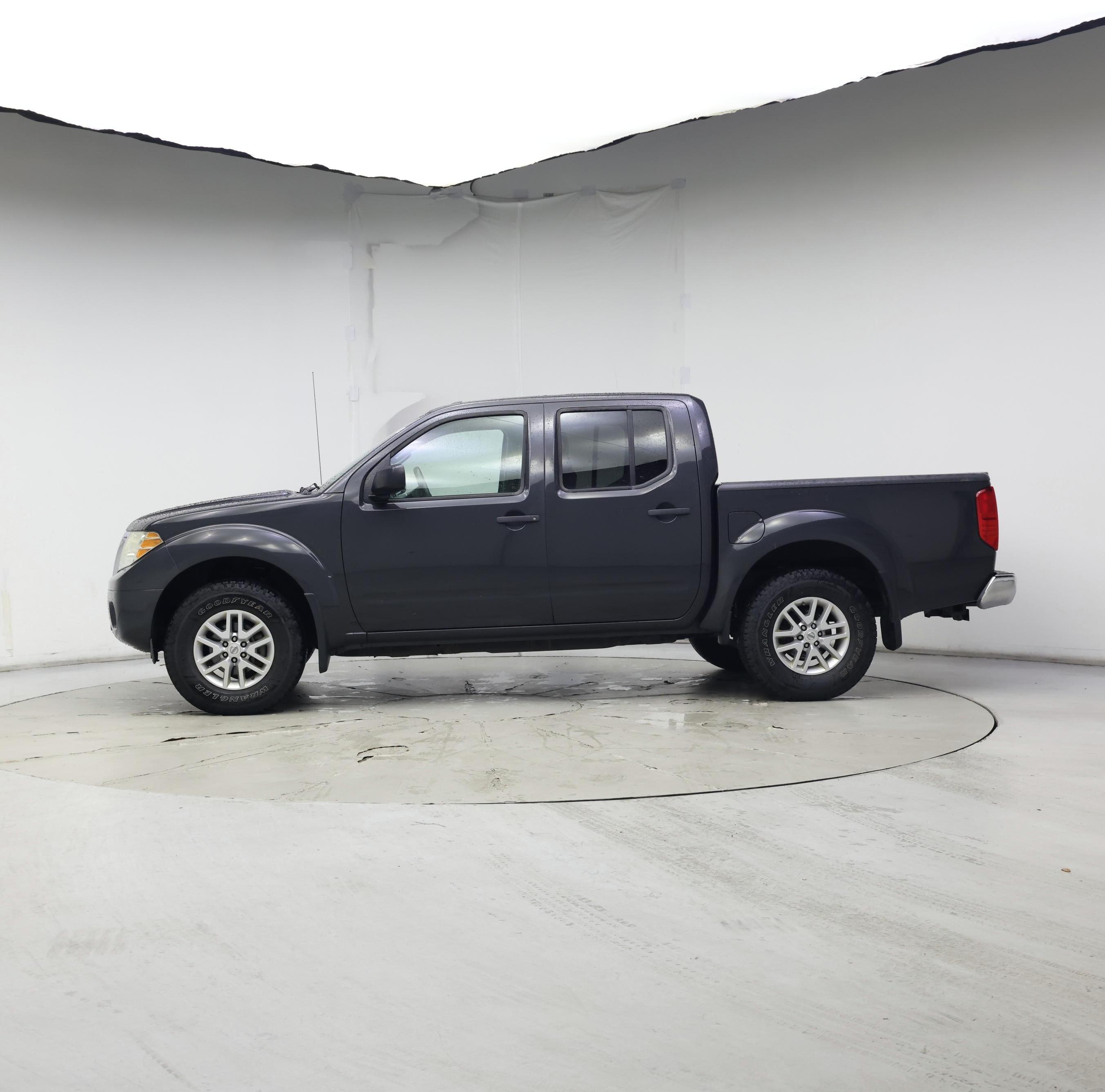 Thumbnail: 2015 Nissan Frontier - 3