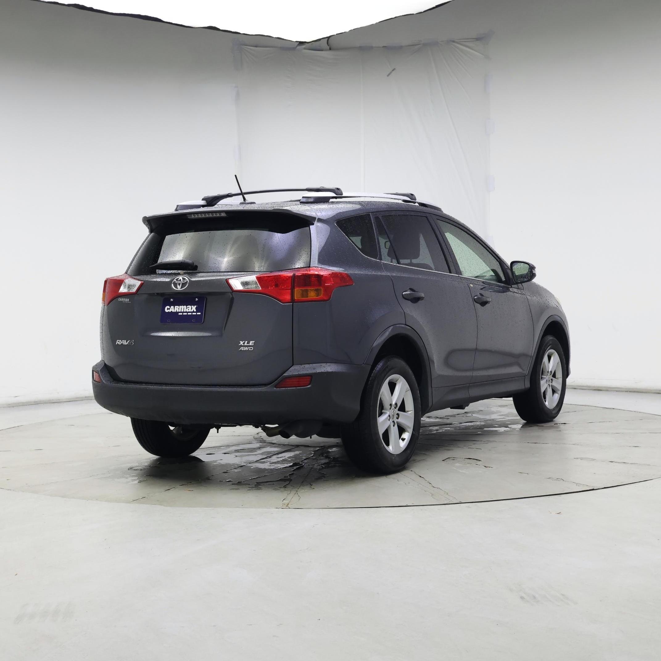 Thumbnail: 2014 Toyota RAV4 - 8