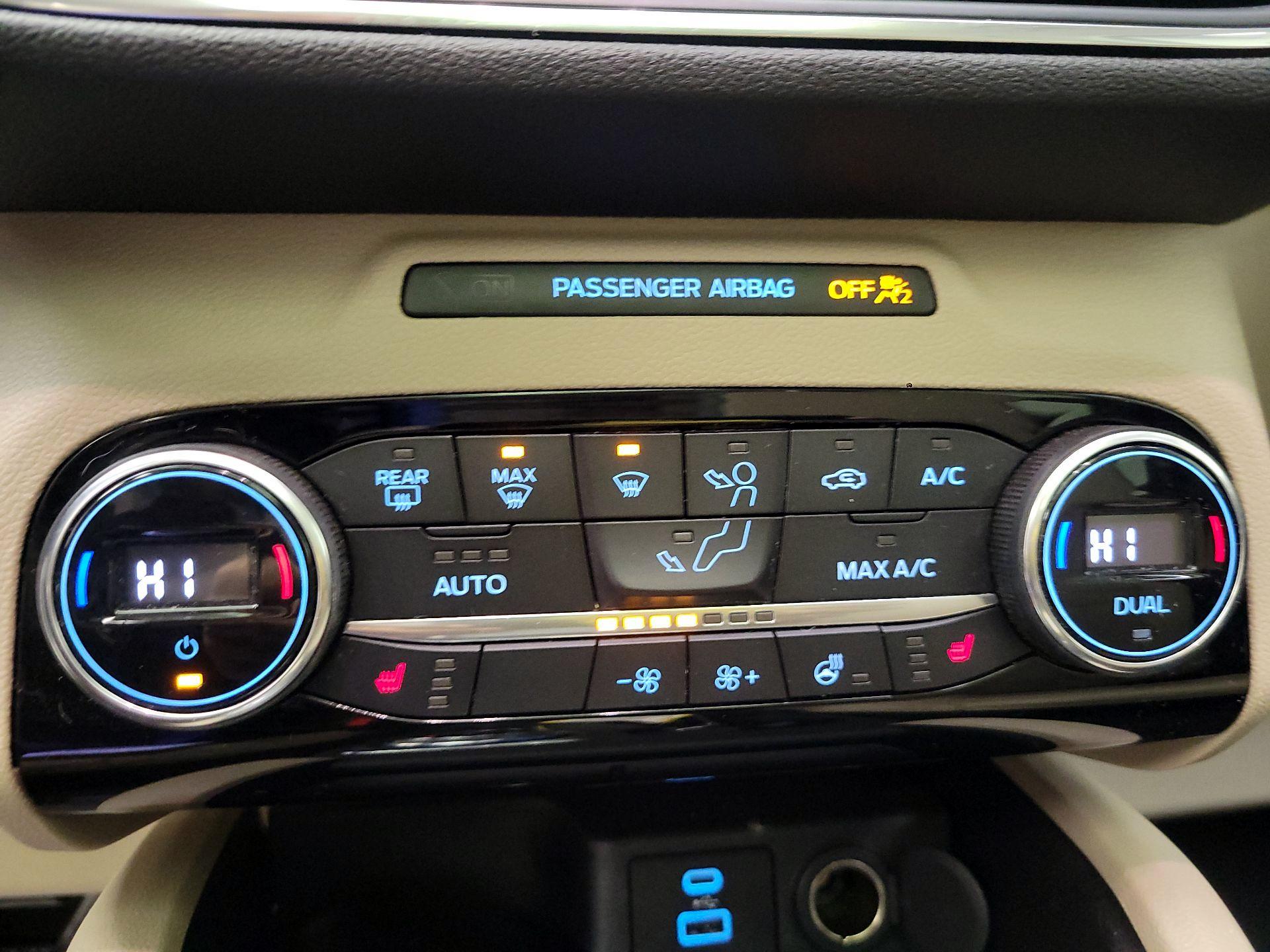 Thumbnail: 2021 Ford Escape - 16