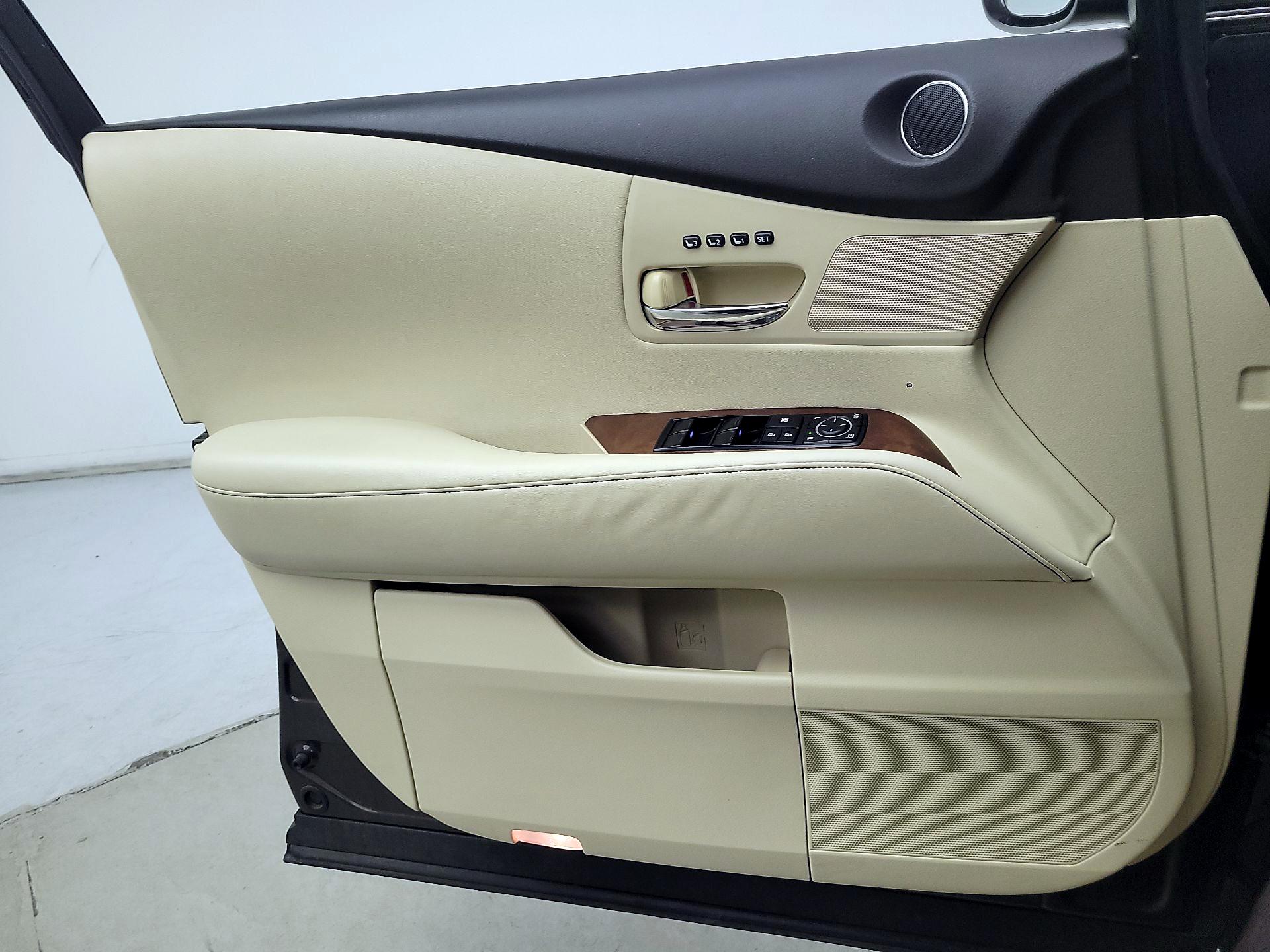 Thumbnail: 2014 Lexus RX - 12